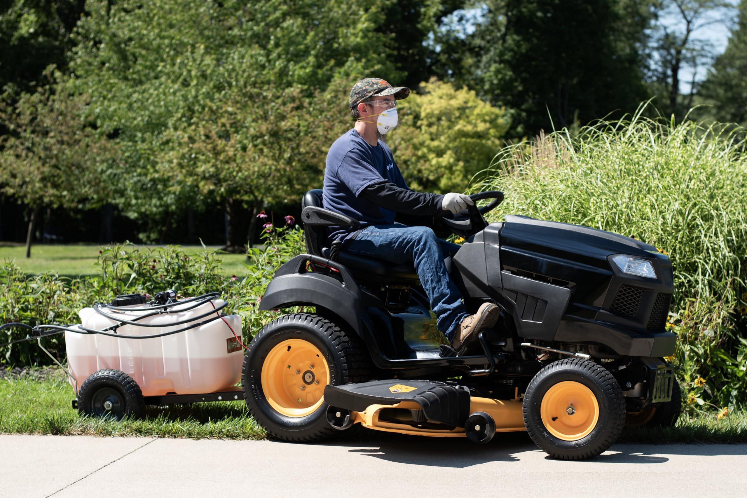 Tow-Behind Agri-Fab 45-0616 Sprayer with Boom and Spray Wand 25 - Gallon Capacity, 1.6 GPM, 100 PSI Pump