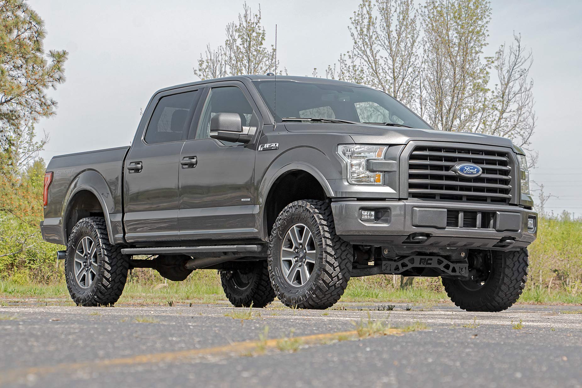 4" Rough Country Lift Kit w/N3 Struts for 2011-2013 Ford F-150 4WD - 57432