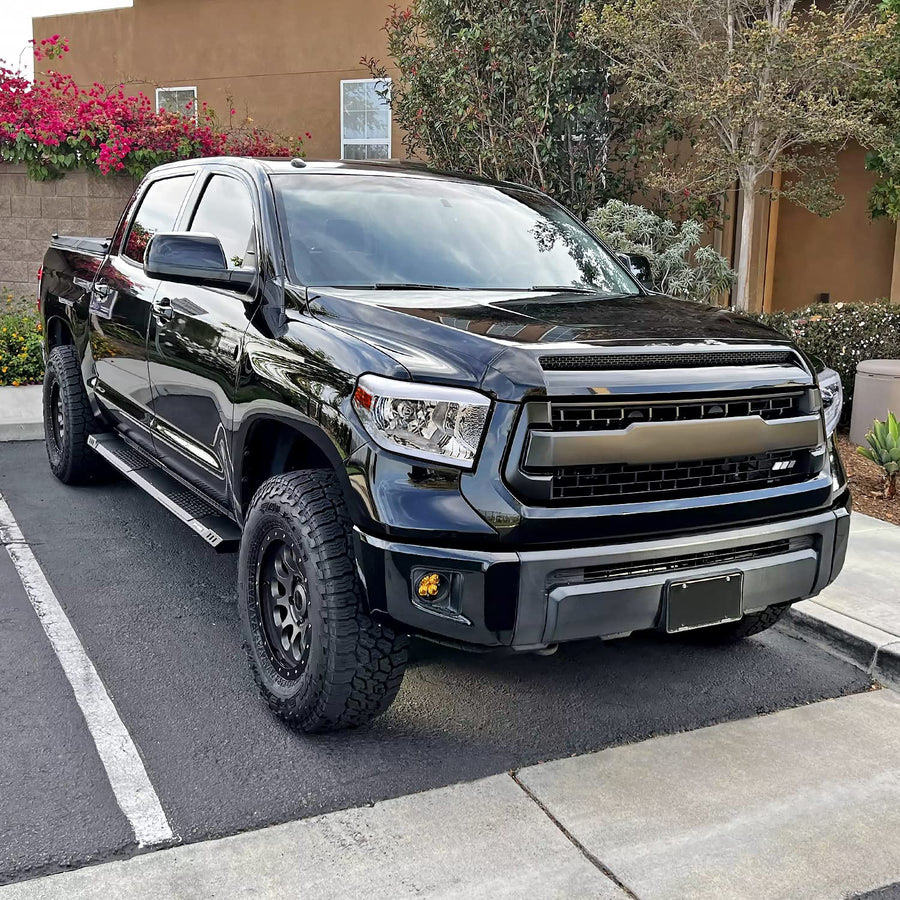 Chrome Headlights SPEC-D TUNING w/LED Tube Compatible with 2014-2021 Toyota Tundra, Left + Right Pair Headlamp Assembly