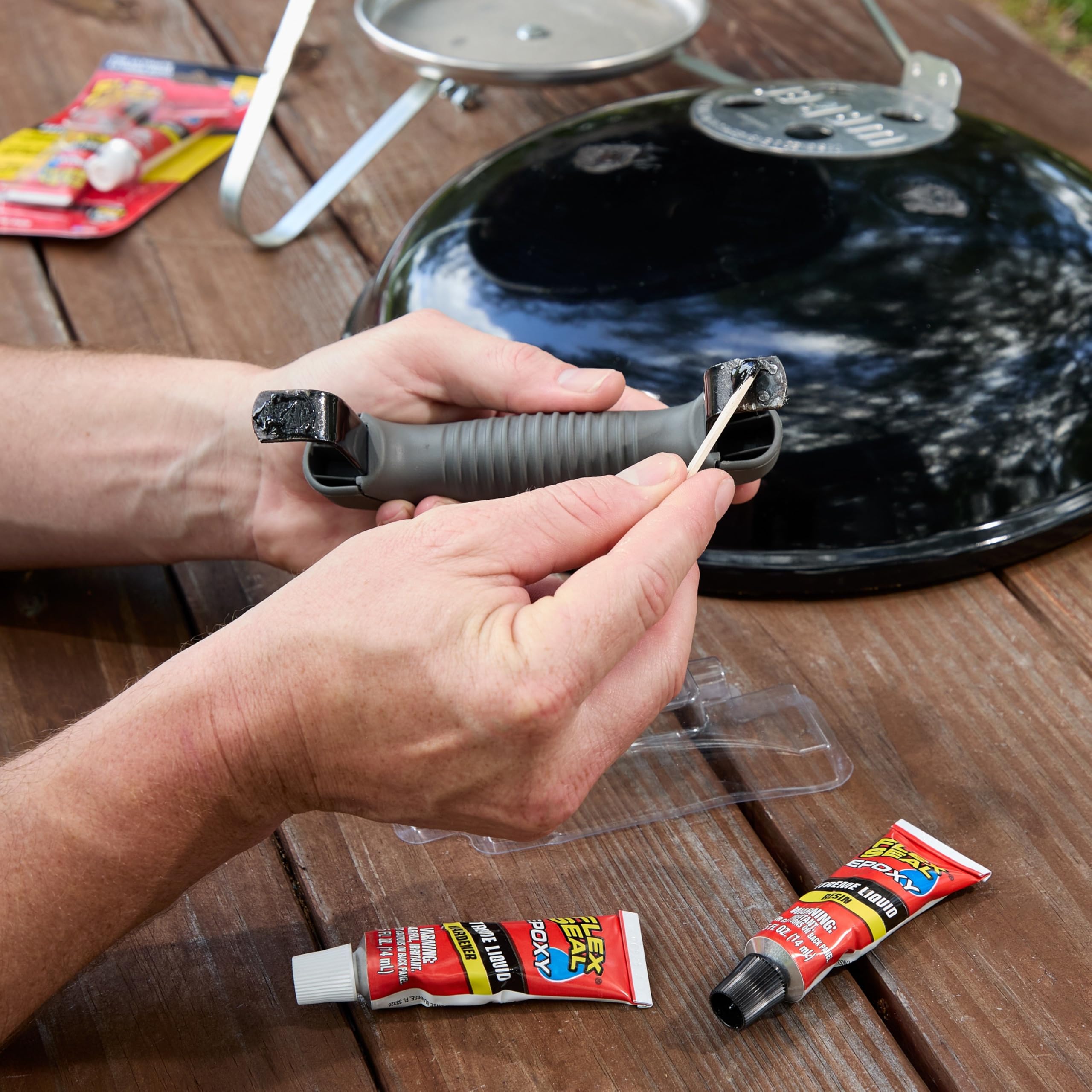 Flex Seal Epoxy, Multi-Purpose Extreme Liquid, Durable, Permanent, Watertight, Long-Lasting Bond, for Automotive, Marine, Plumbing, Home, & Tool Repairs, Cures Black, 2 Tubes: 0.5 fl oz (14 mL) Each