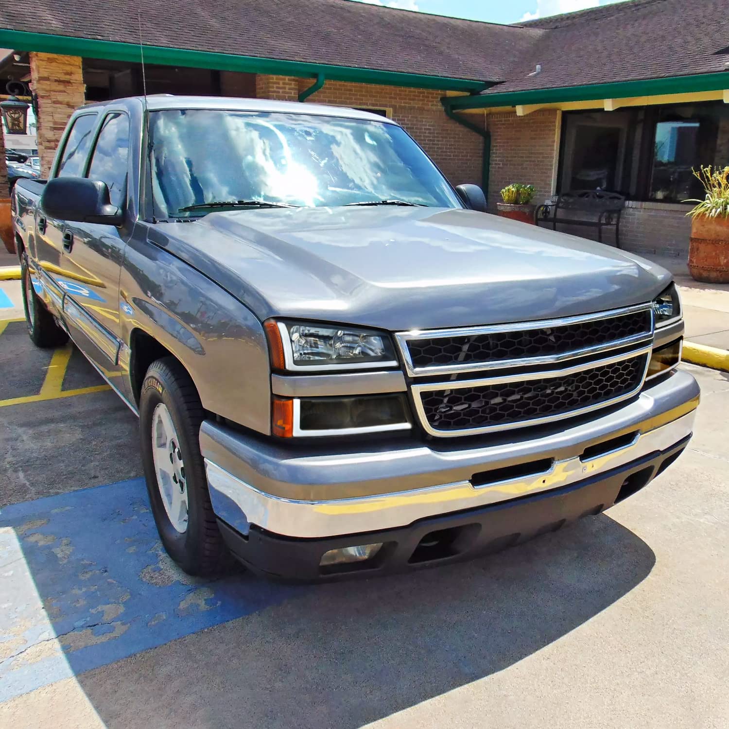 Black LED Bar Headlights Spec-D Tuning Compatible with 2003-2007 Chevy Silverado, Left + Right Pair Headlamps Assembly
