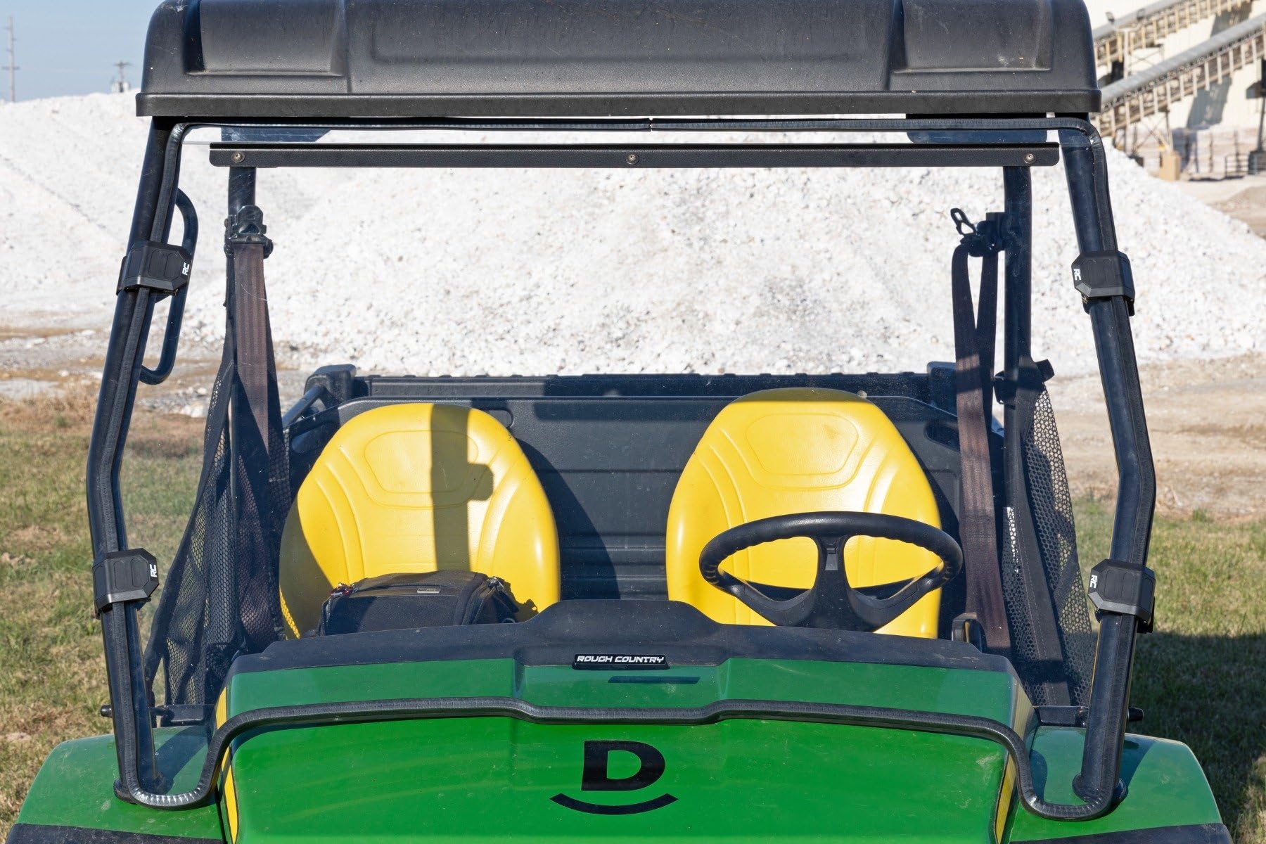 Full Windshield Rough Country for John Deere Gator XUV 825 (2004-2022) - Scratch Resistant, Easy Install