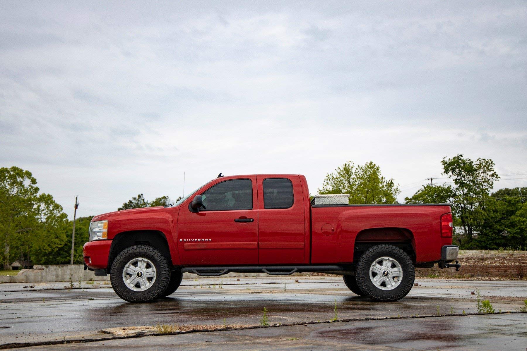 5" Rough Country Suspension Lift Kit with Premium N3 Shocks for Chevy Silverado & GMC Sierra 1500 (2007-2013) 2WD w/6 Lug Wheels