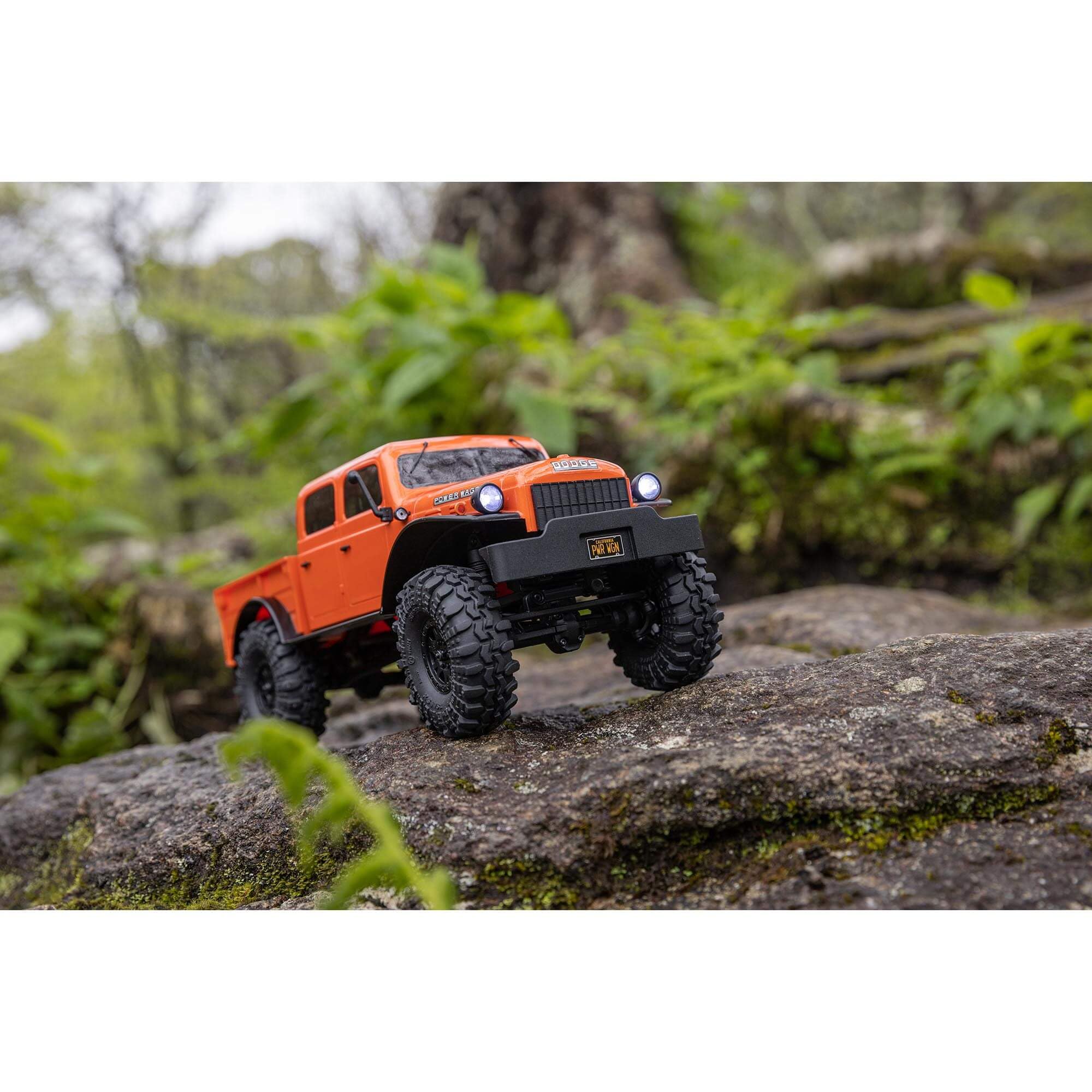 Axial RC Truck SCX24 4 Door Dodge Power Wagon Orange1/24 4 Wheel Drive-RTR (Included Everything Needed to Run) AXI00007T1