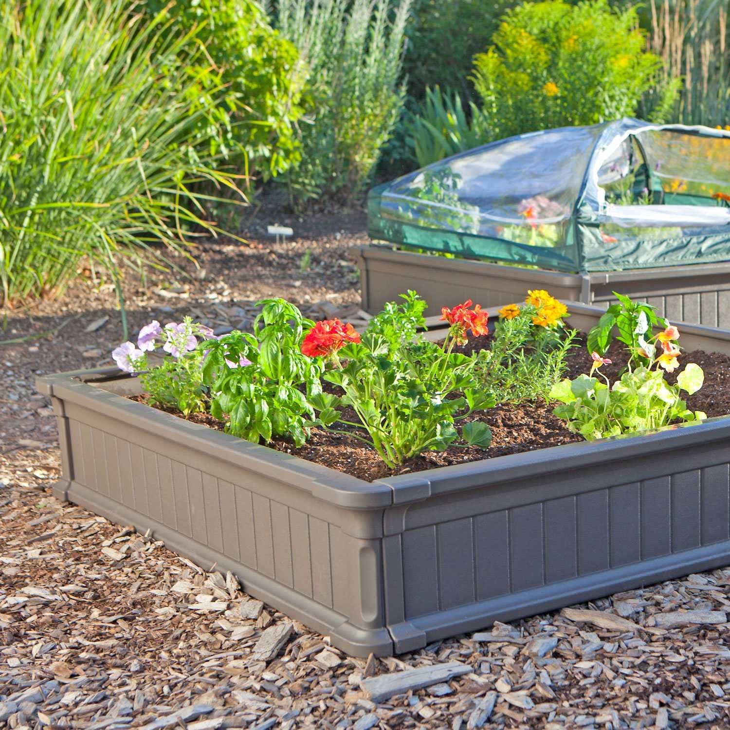 60065 LIFETIME Raised Garden Bed, 4 by 4 Feet, 1 Bed
