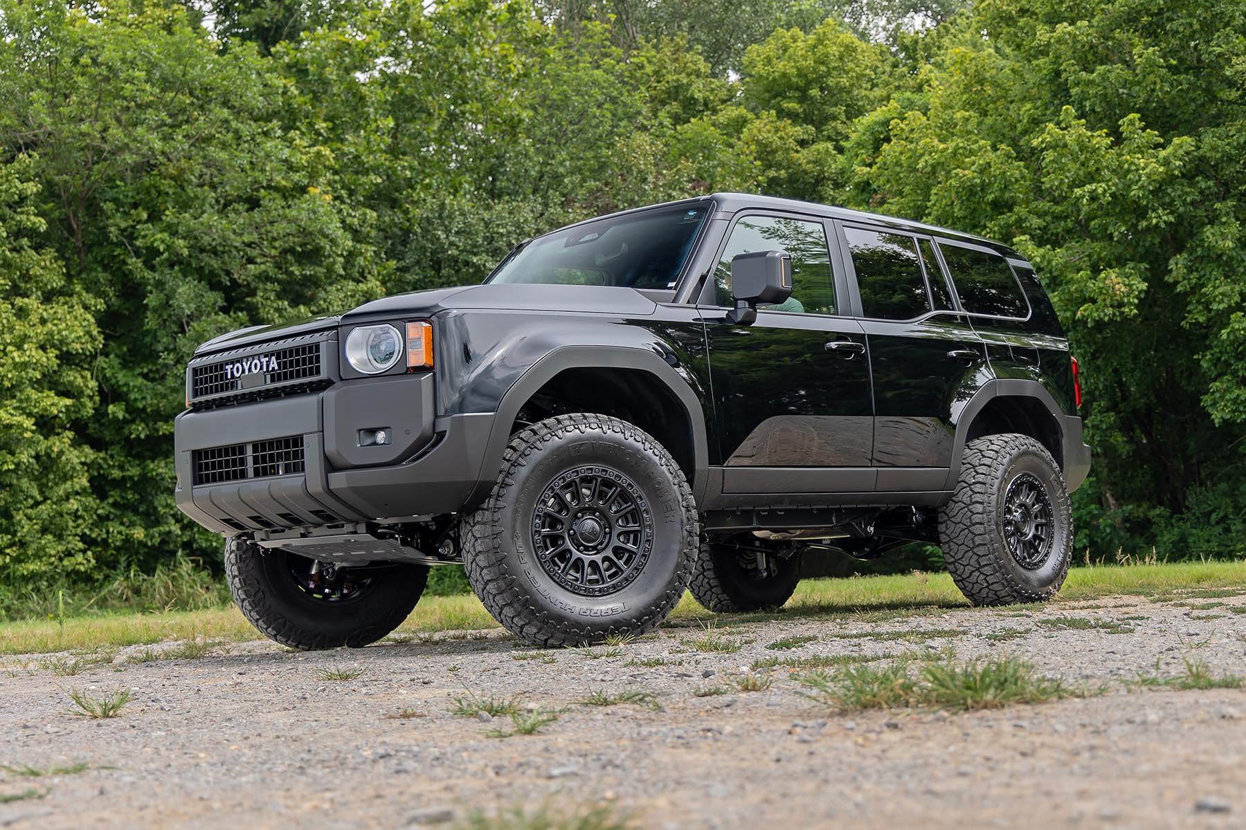 3.5" Rough Country Suspension Lift Kit for 24-25 Toyota Land Cruiser - 72630