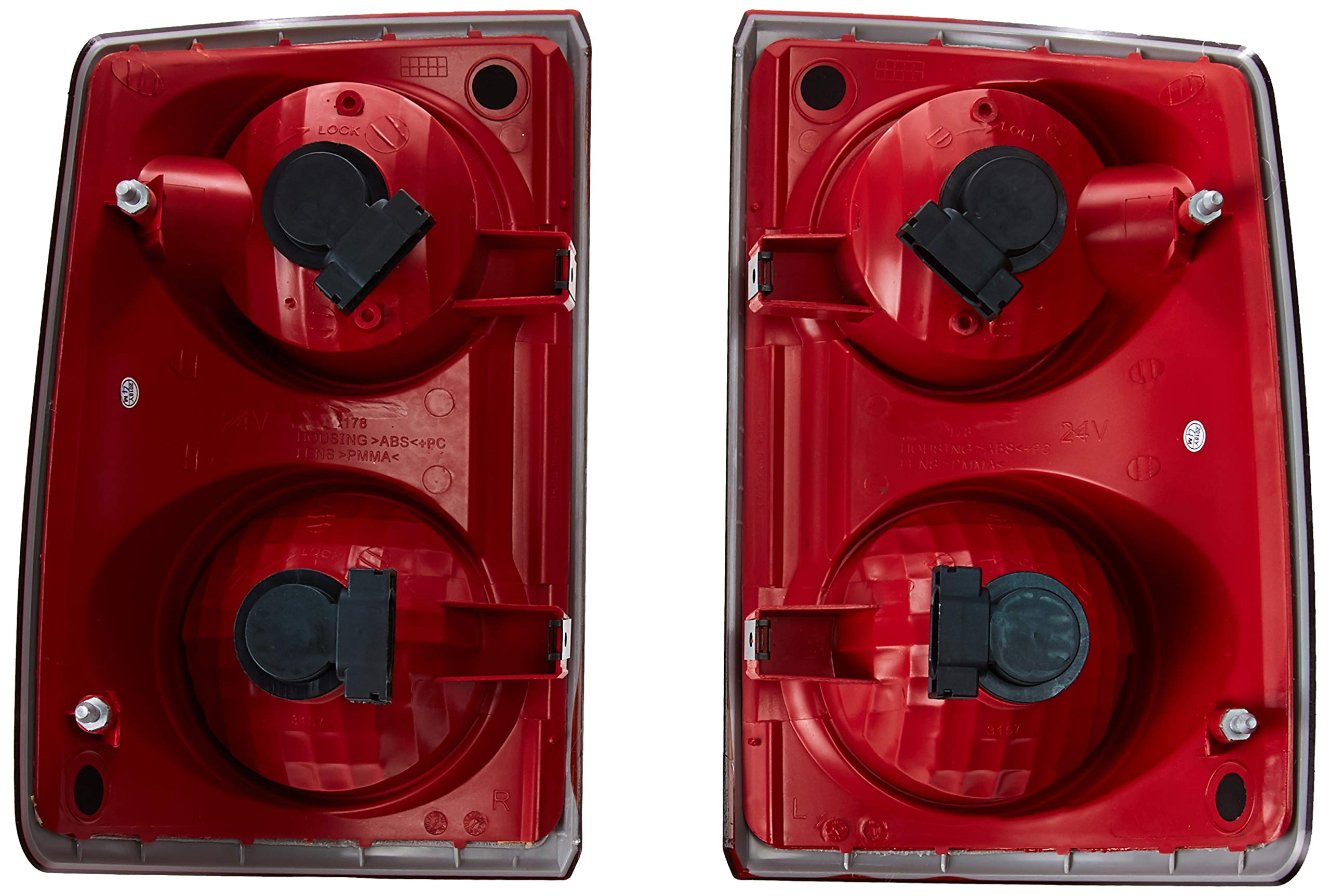 Tail Light Xtune ALT-JH-DDAK05-OE-RSM (Dodge Dakota 2005-2010 / Ram Dakota 2011 OEM Style s -Red Smoked)