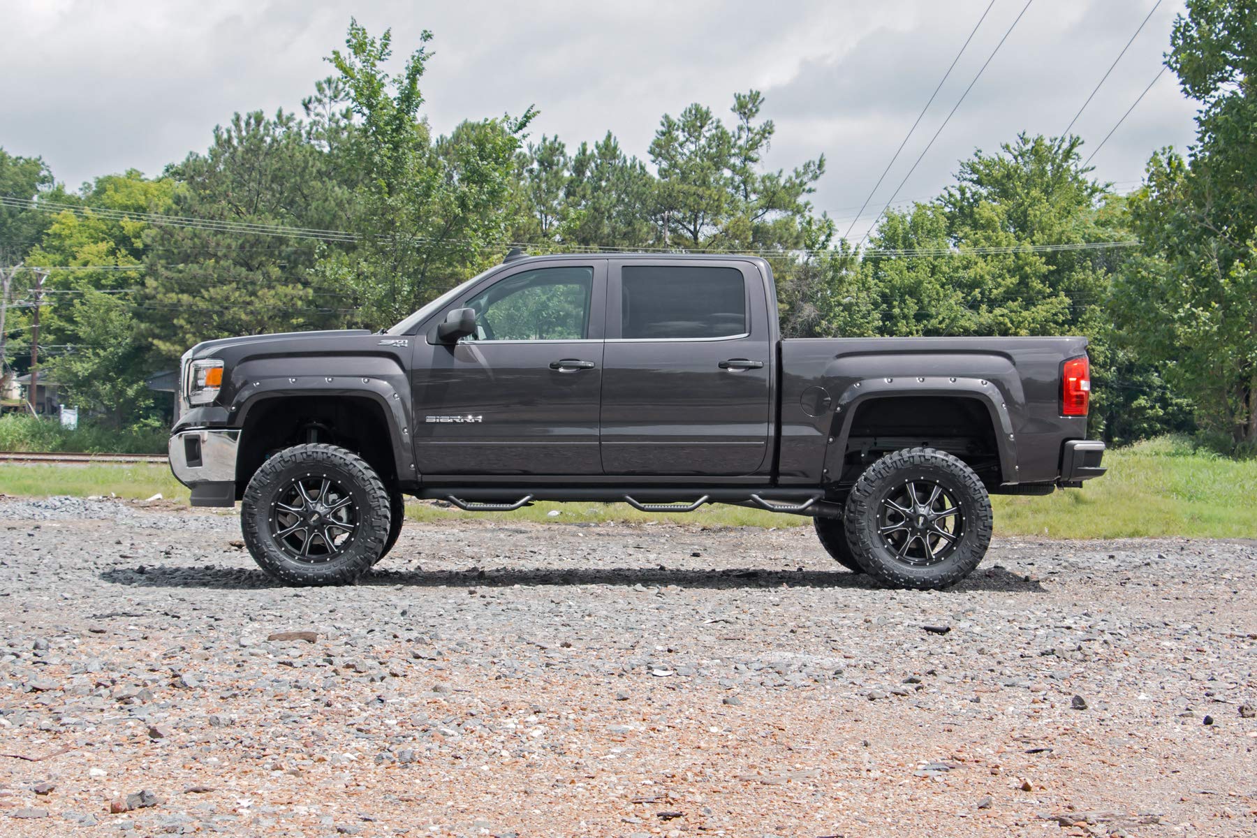 7.5" Rough Country Suspension Lift Kit with Strut Spacers/N3 Shocks for Chevy Silverado & GMC Sierra 1500 (2007-2013) 2WD