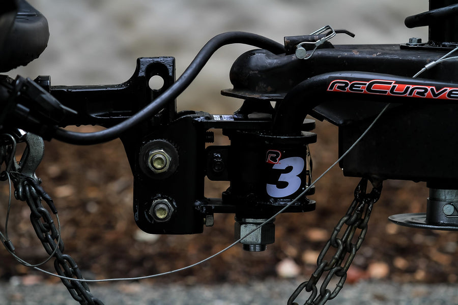 Eaz-Lift Camco ReCurve R3 600lb Camper/RV Weight Distribution Hitch - Features Adjustable Sway Control & Includes 2-5/16" Hitch Ball w/15,000lb Max Rating - 800lb Max Tongue Weight Rating (48751)