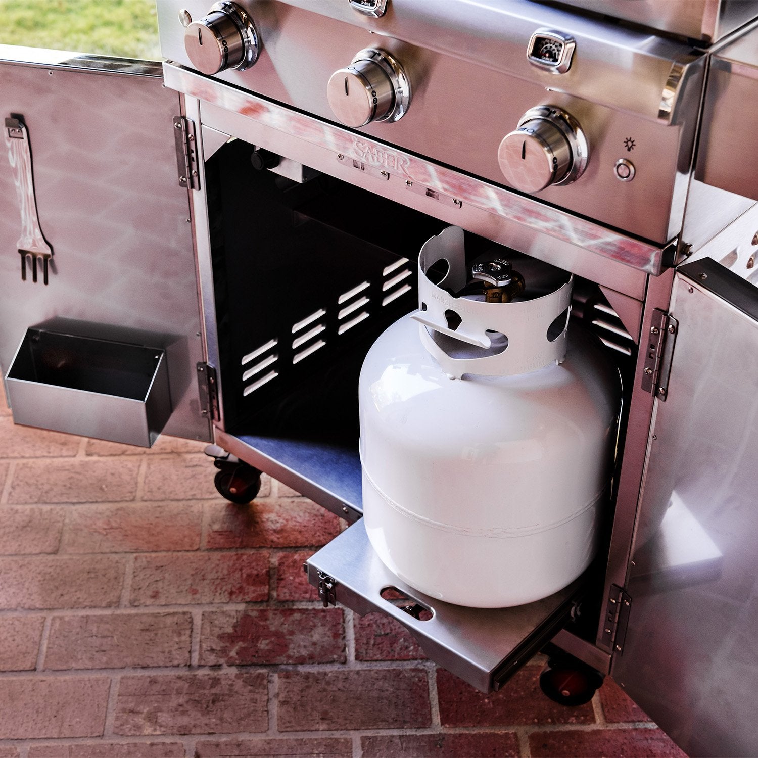 Elite Saber Grills 3-Burner R50SC1417 Grill, Stainless