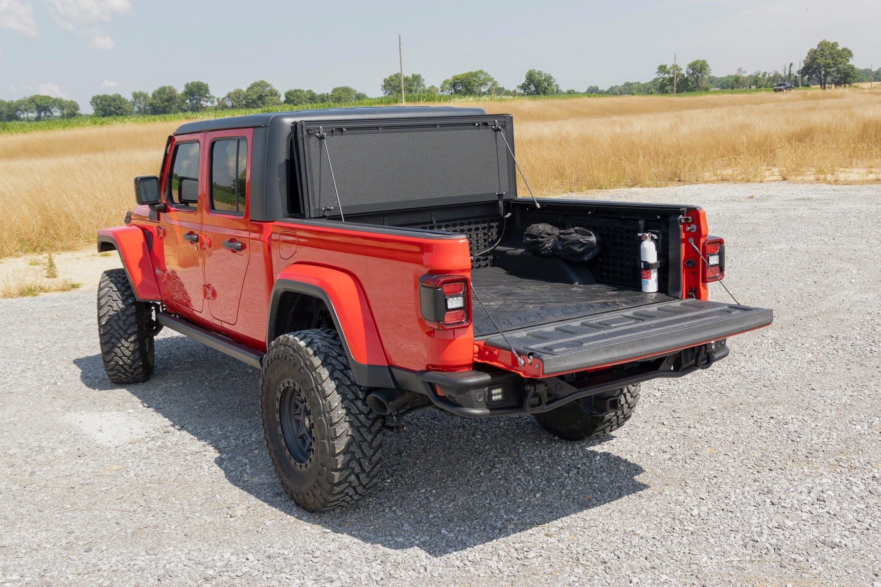 Rough Country Hard Tri-Fold Truck Bed Cover, Truck Tonneau Covers Flip Up for Jeep Gladiator JT (2020-2024) - 5ft Jeep Gladiator Bed Cover, Tonneau Cover - 49620500