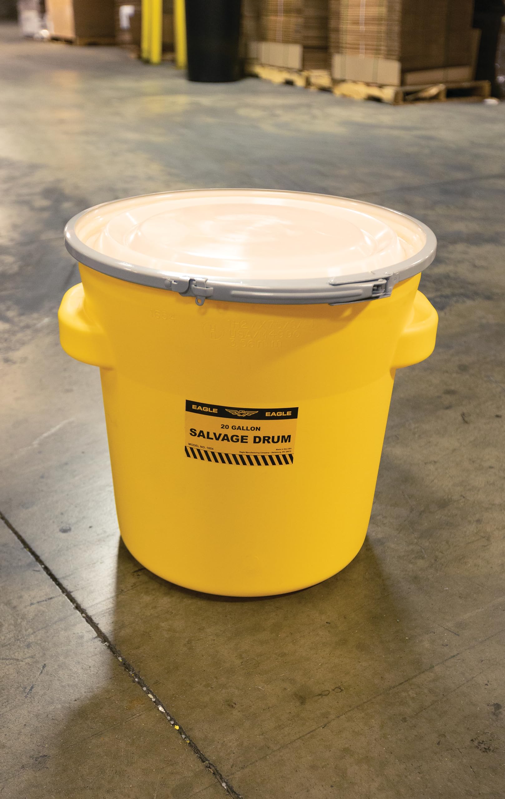 20 Gallon Eagle Plastic Drum with Lid, Metal Lever-Lock, 20.4"x20.9", Salvage Drum Made of Durable, Lightweight HDPE, Withstands Weather and Chemicals, Made in USA, Yellow, 1654