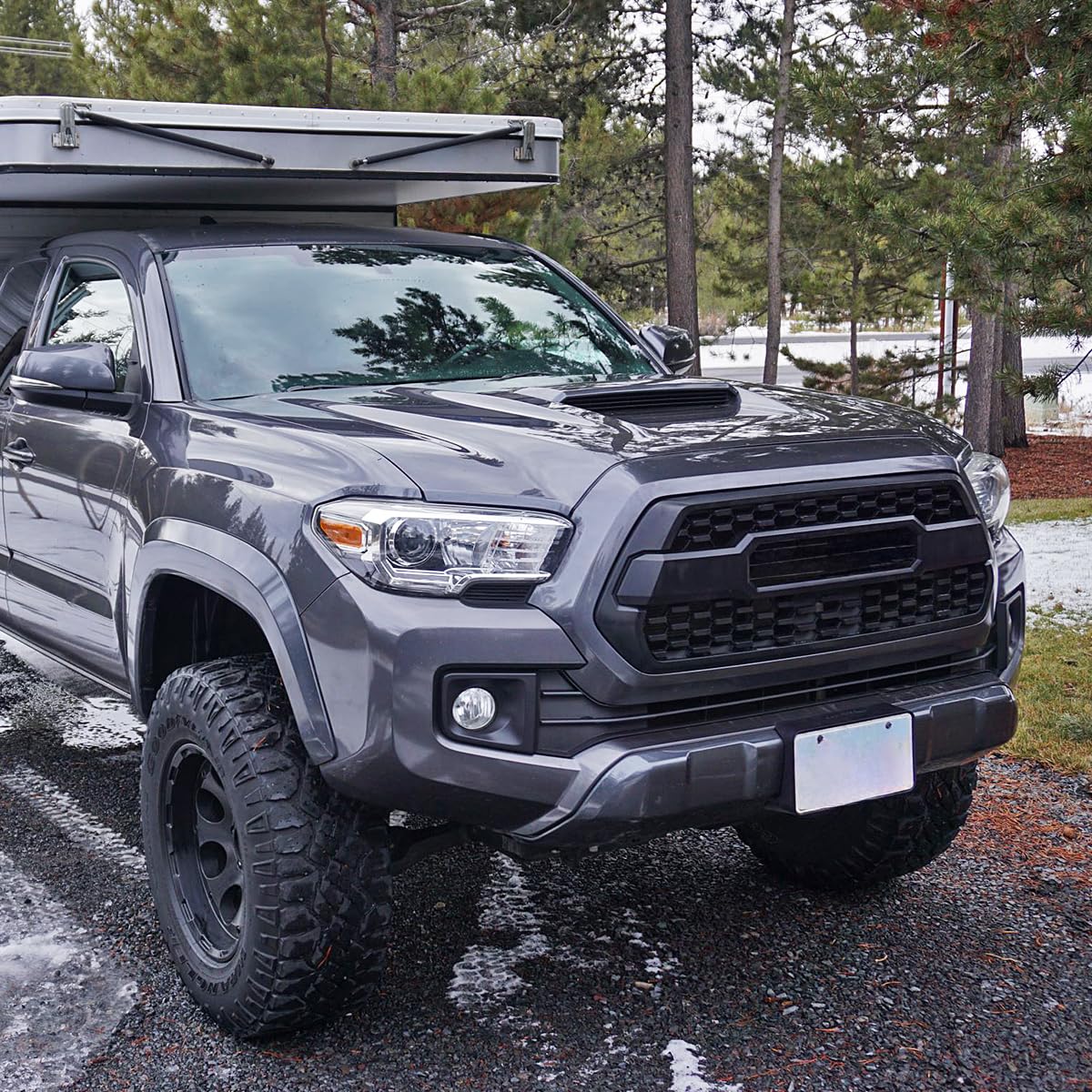 Chrome Projector Headlights SPEC-D TUNING w/LED Daytime Running Lights Compatible with 2016-2022 Toyota Tacoma, Left + Right Pair Headlamps Assembly