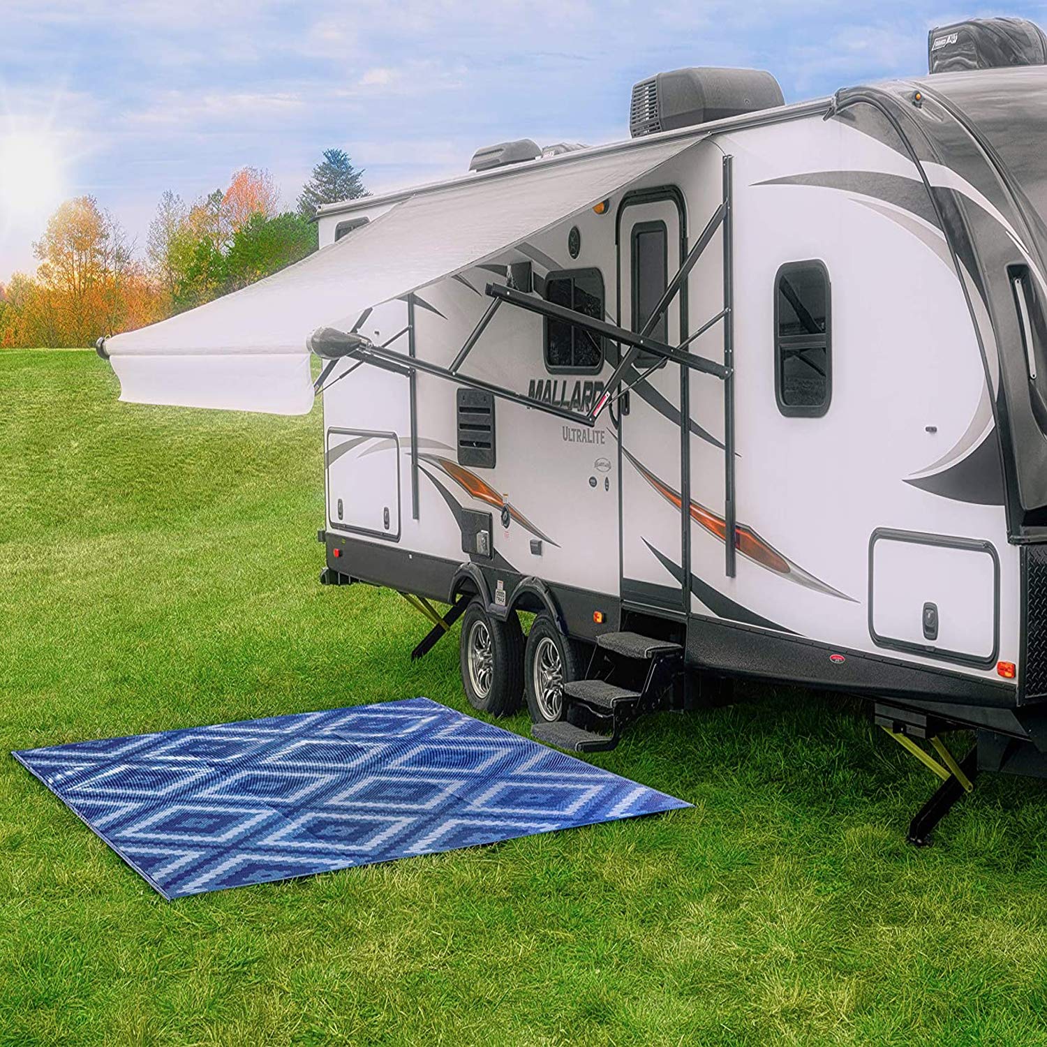 Camco Outdoor Rug | Blue & White Zig Zag Diamond Design Features Reversible | Made of Lightweight Breathable Material | Measures 9’ x 12’ & Folds for RV Storage and Organization (42866)