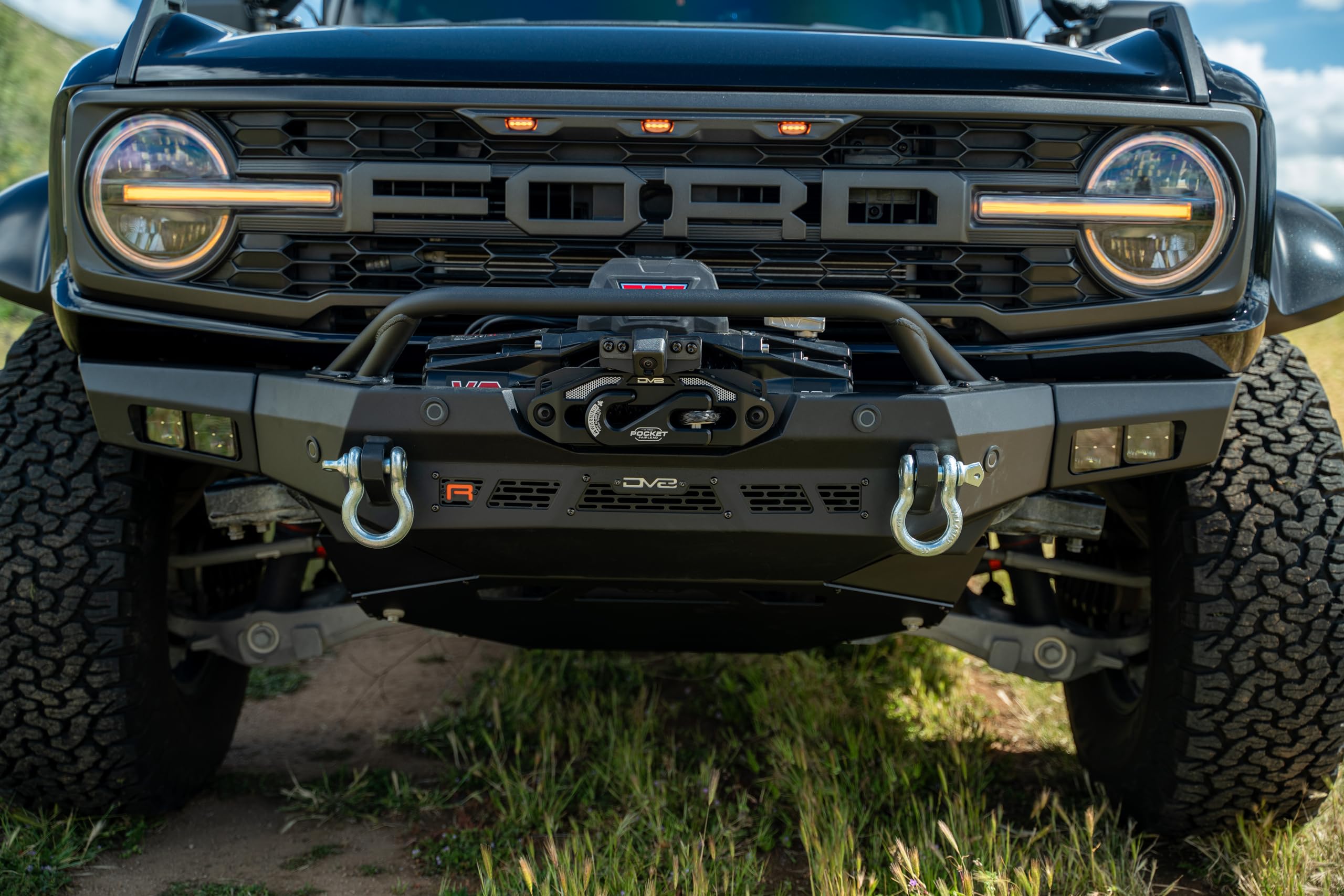 Offroad DV8 Spec Series Winch Front Bumper for 2022-2024 Ford Bronco Raptor | Two 1-inch D-Ring Mounts | One 20-inch LED Light Bar Mount | Bull Bar | Mounts four 3-inch Pod Lights on Wings