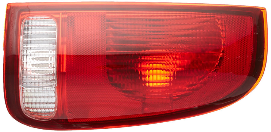 FR263-U000R Eagle Eyes Tail Light