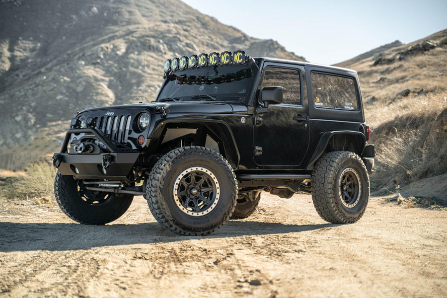 DV8 Offroad OE Plus Side Steps for The Jeep Wrangler JK 2-Door 2007-2018 | Body/Pinch Weld Mounted Side Steps | Anti-Slip Design Provides Excellent Grip for Stepping