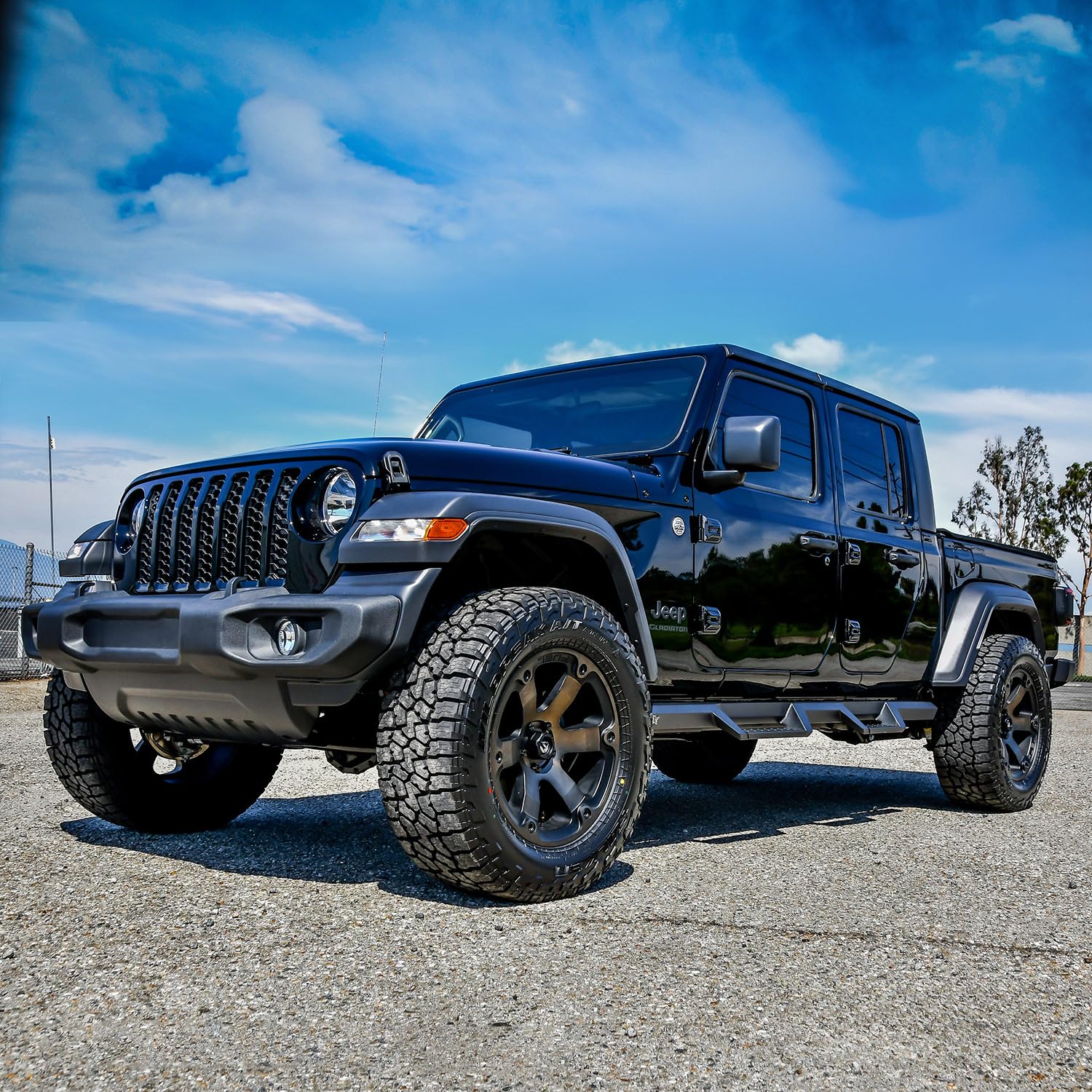 HDX Drop Nerf Bars Westin 2020-2025 fits Gladiator Textured Black Pair