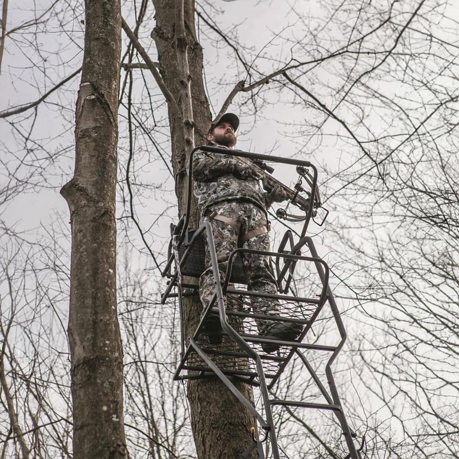 20' Hawk 1.5-Man Bighorn Ladder Stand | Durable Hunting Archery Steel Tree Stand with Chair, Kick-Out Footrest, Flip Back Shooting Rail