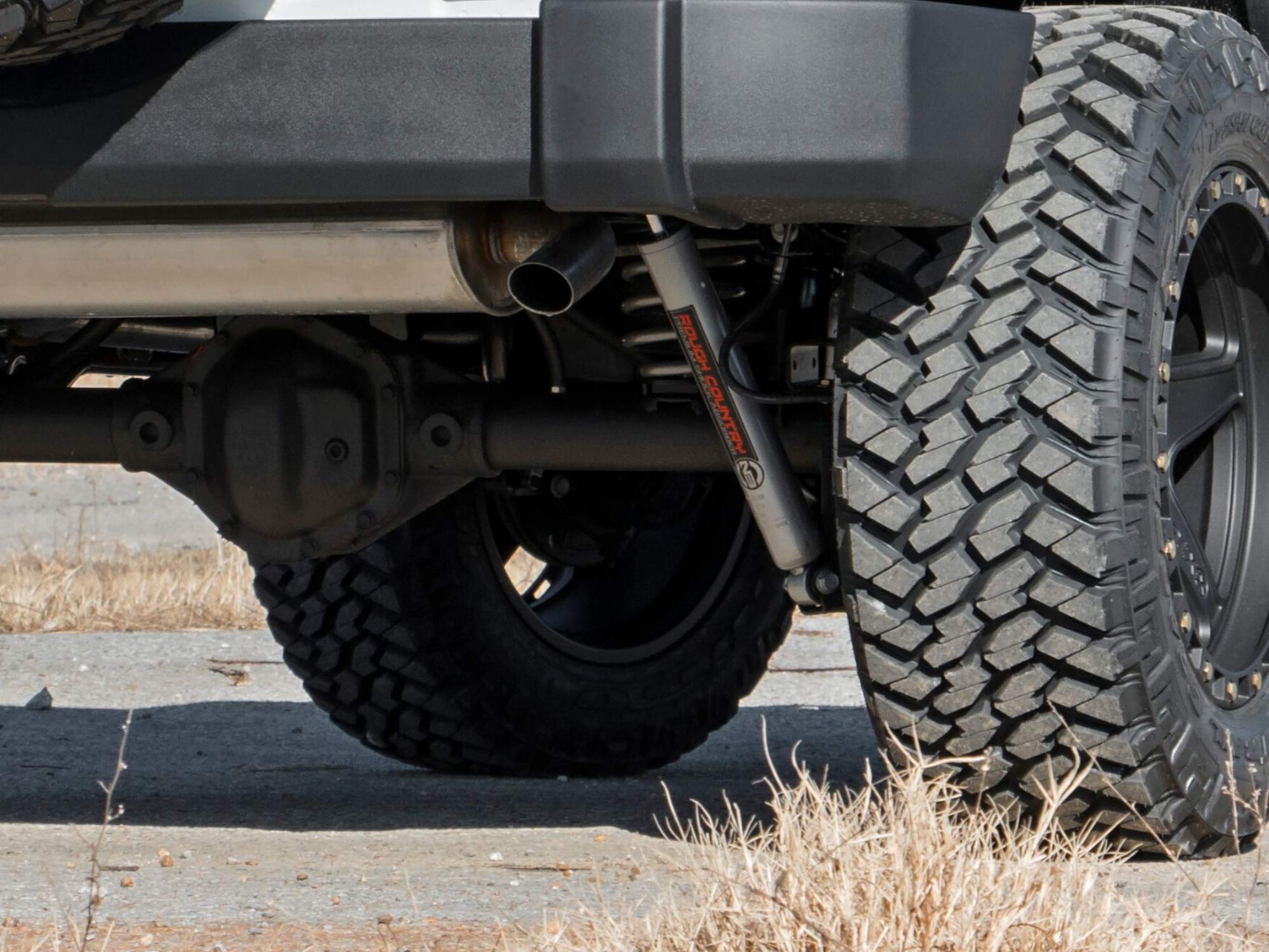 Rough Country N3 2.5-5" Front Shocks for 55-75 Jeep CJ 4WD - 23247_B
