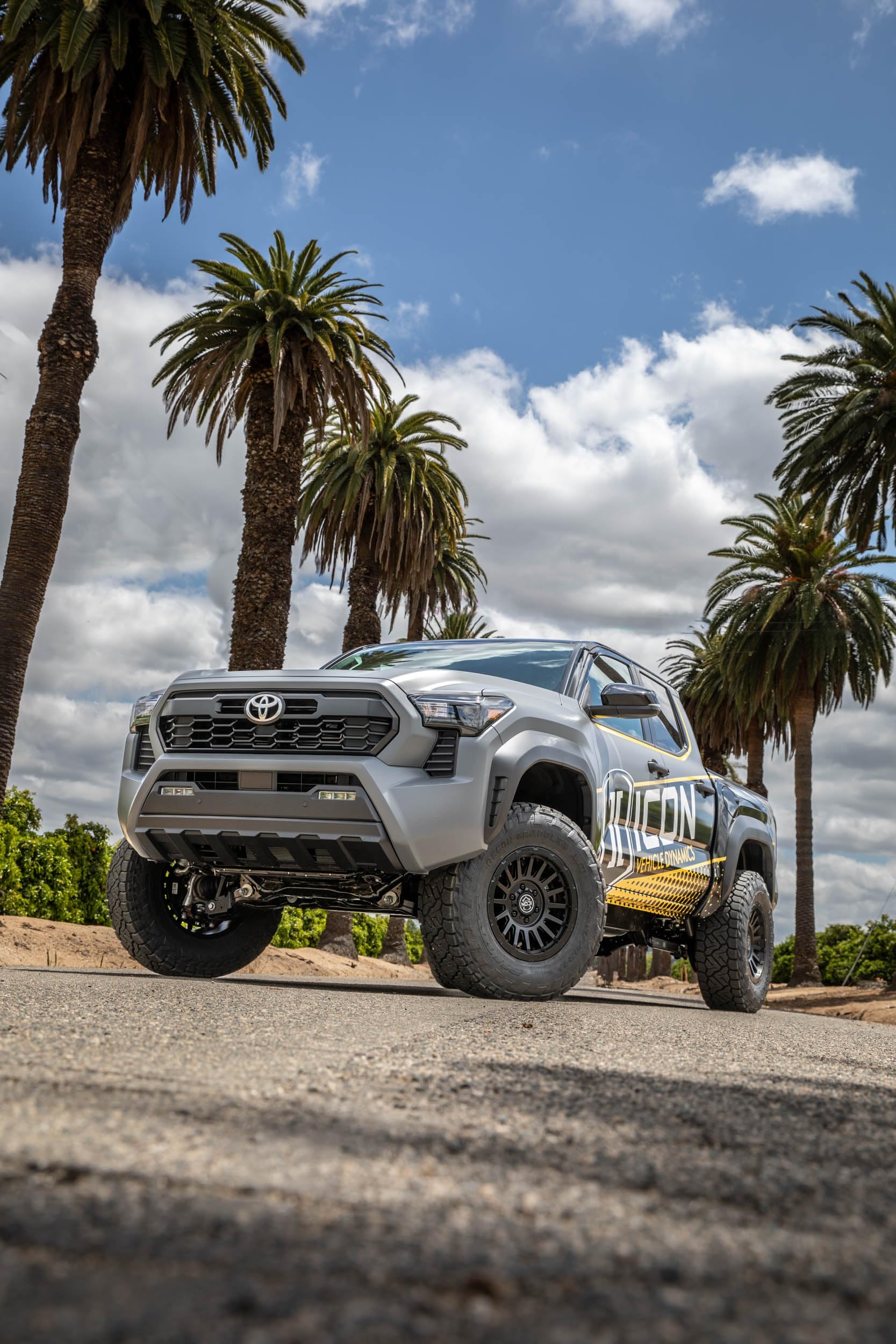 2024-2025 Toyota Tacoma ICON 56518, 0-1" Lift, Rear, V.S. 2.0 Aluminum Series Shock Absorber, Internal Reservoir