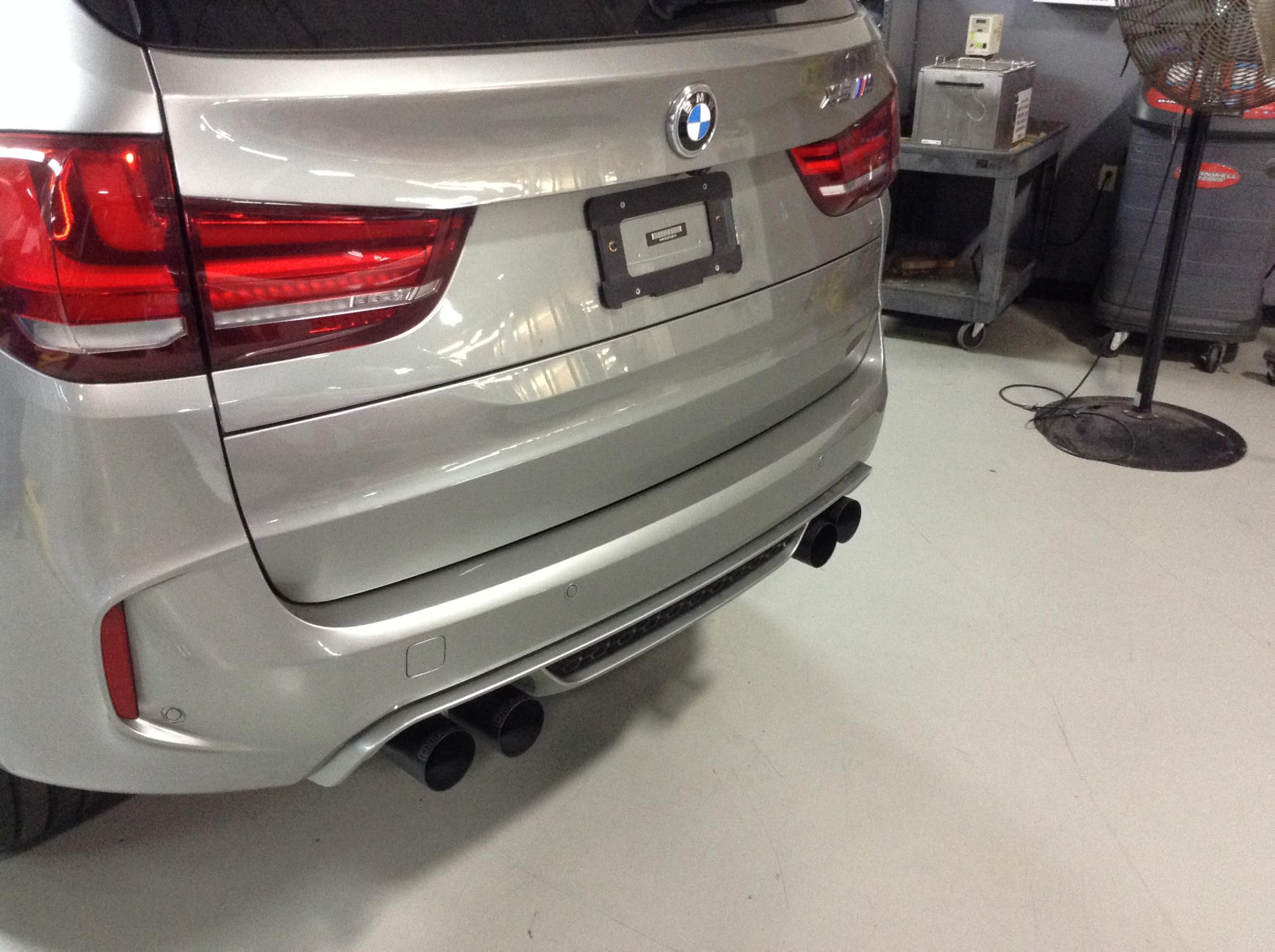 Dinan Free Flow Axle-Back Exhaust D660-0054A-BLK - 2015-2019 BMW X5M/X6M