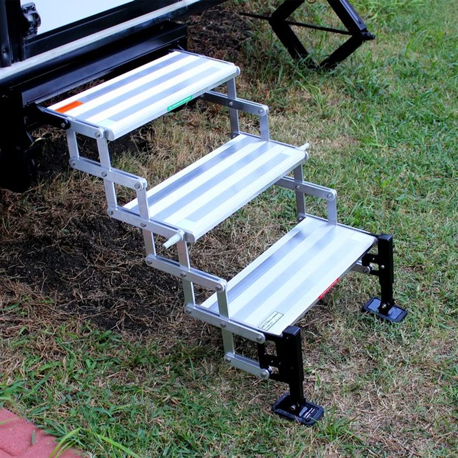 25.5' TORKLIFT Three Step A8103 Glowstep