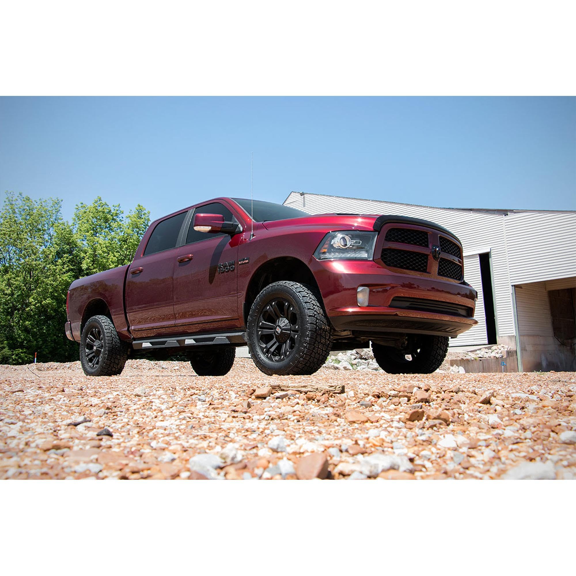 3" Rough Country Suspension Lift Kit with M1 Struts & M1 Rear Shocks for Ram 1500 4WD (2012-2018) - Red Upper Control Arms