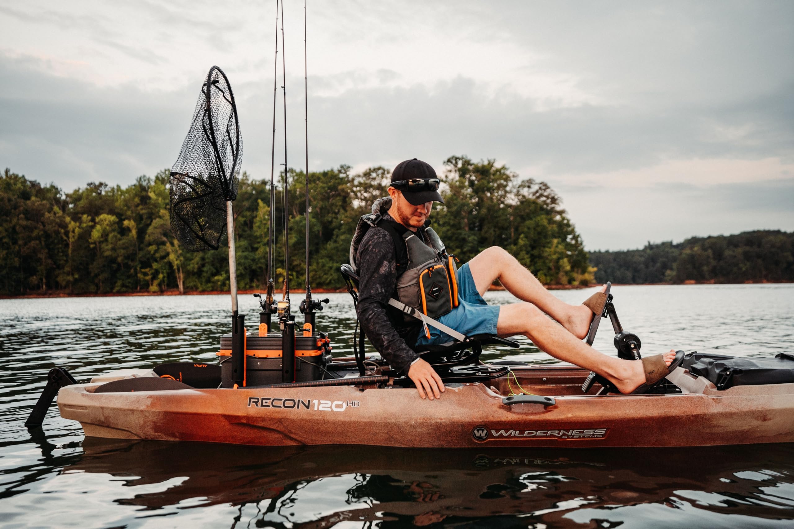 Wilderness Systems Recon 120 HD - Fishing Kayak Sit on Top - 360 Degree ACES seat & Helix PD™ Pedal Drive System - 12 ft - Aqua