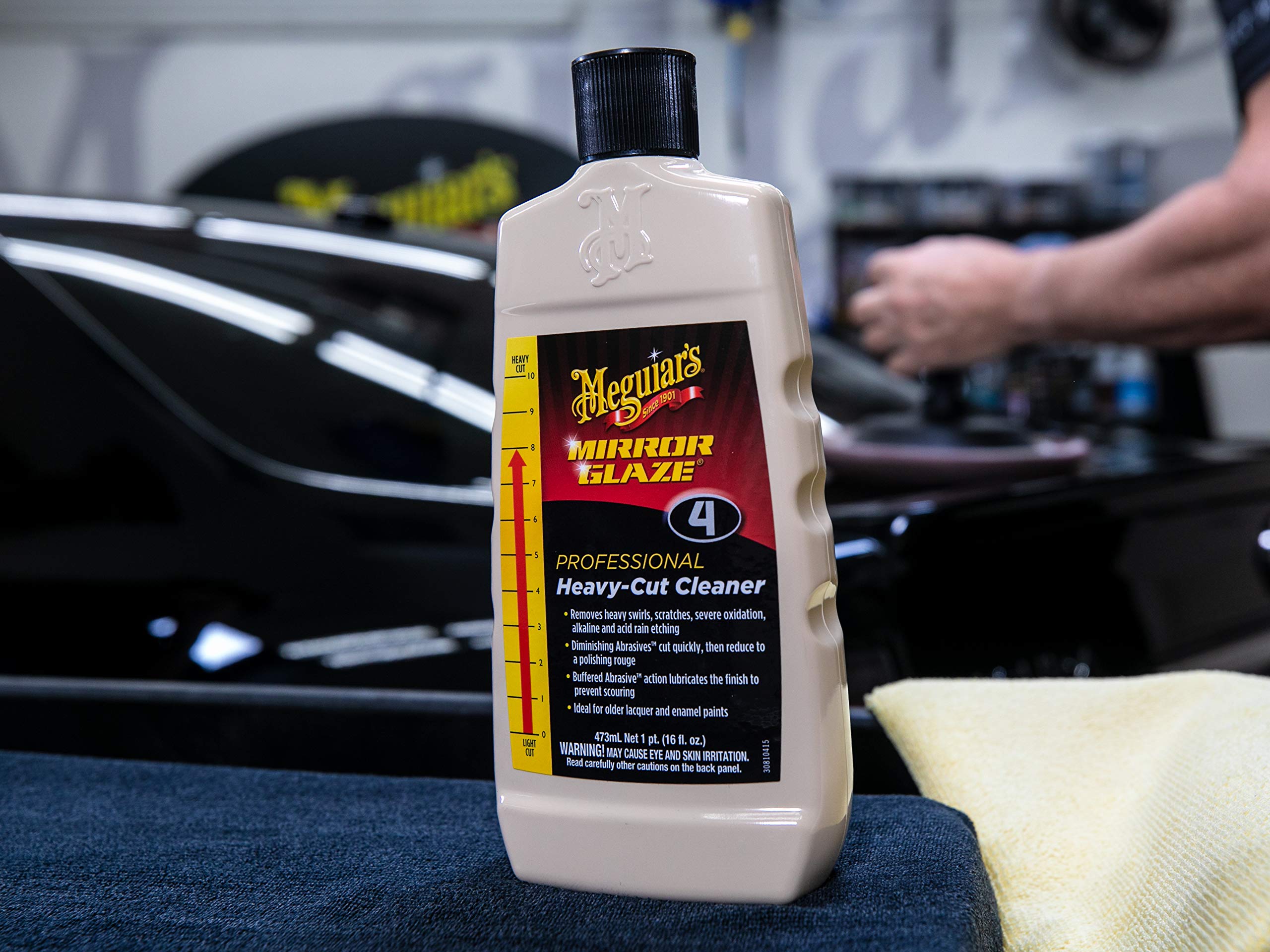 Meguiar's Heavy-Cut Cleaner Professional M0416 - Premium Compound for Heavy Swirl, Scratch, and Oxidation Removal - Removes Paint Defects and Restores Clarity and Shine, Intended for Rotary Use, 16 Oz