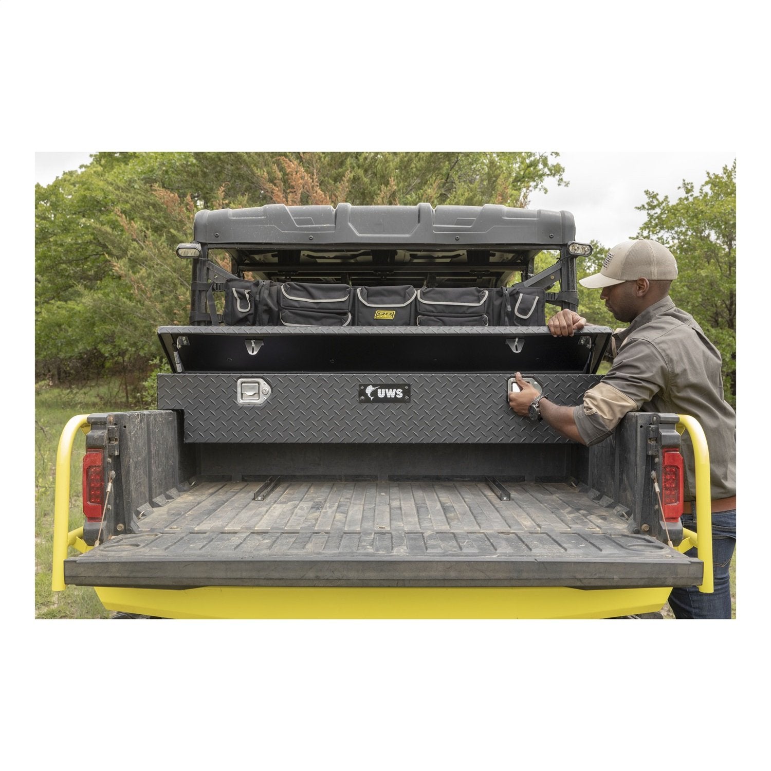 UWS 59" Single Door Cross Over Too UTV-59-MB
