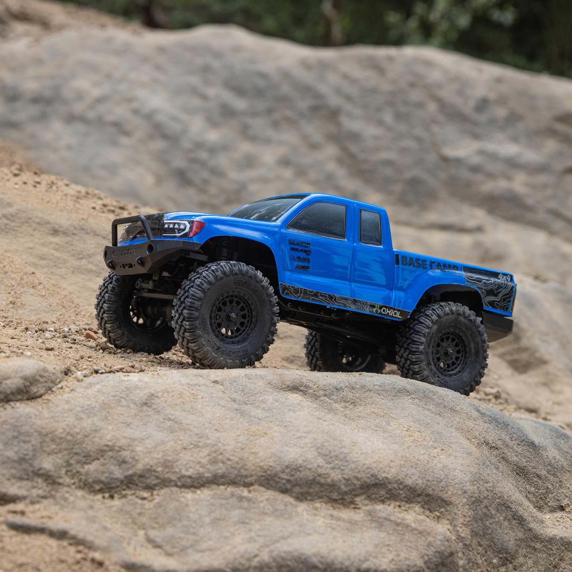 Axial 1/24 RC Truck SCX24 Base Camp 4x4 Rock Crawler Brushed RTR (Everything Needed to Run is Included) - Blue, AXI-1219T2