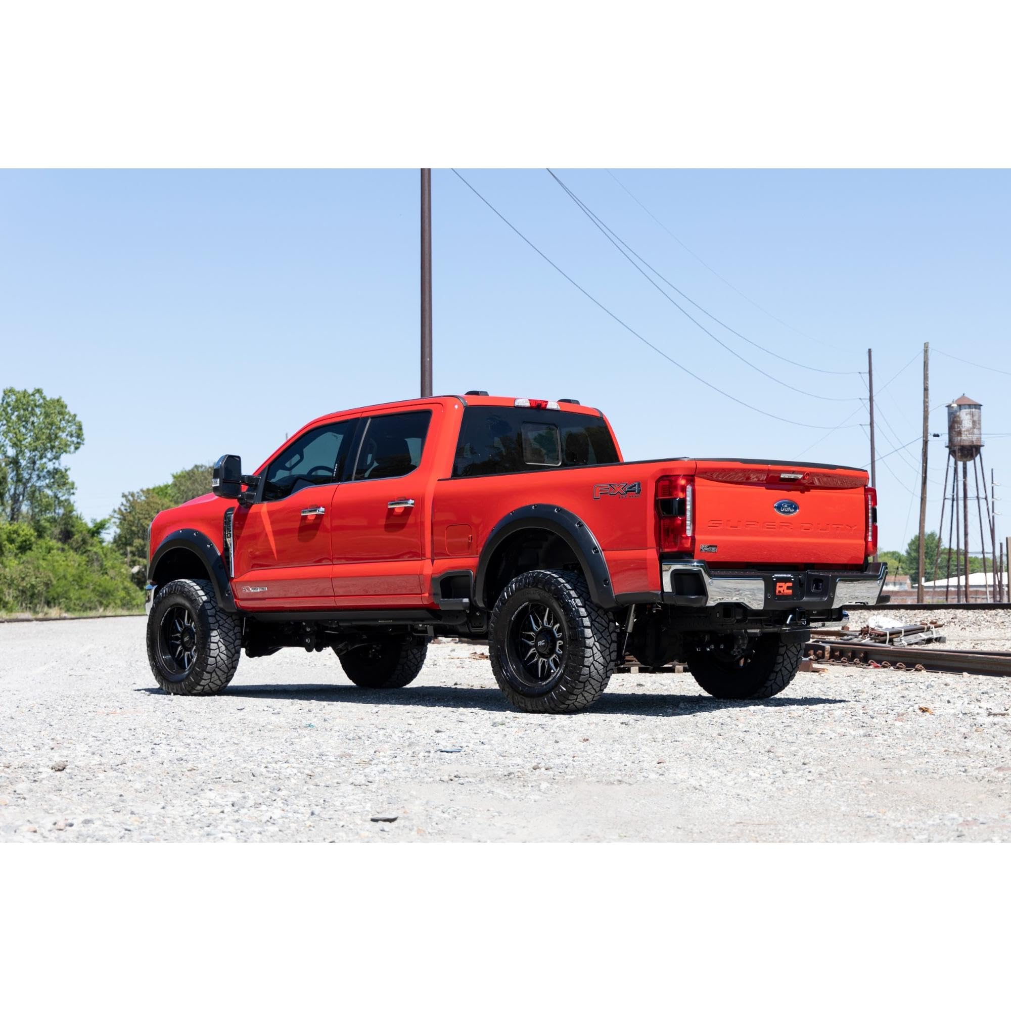 3" Rough Country Lift Kit w/M1 Shocks for 2023 Ford F-250 Super Duty - 43440