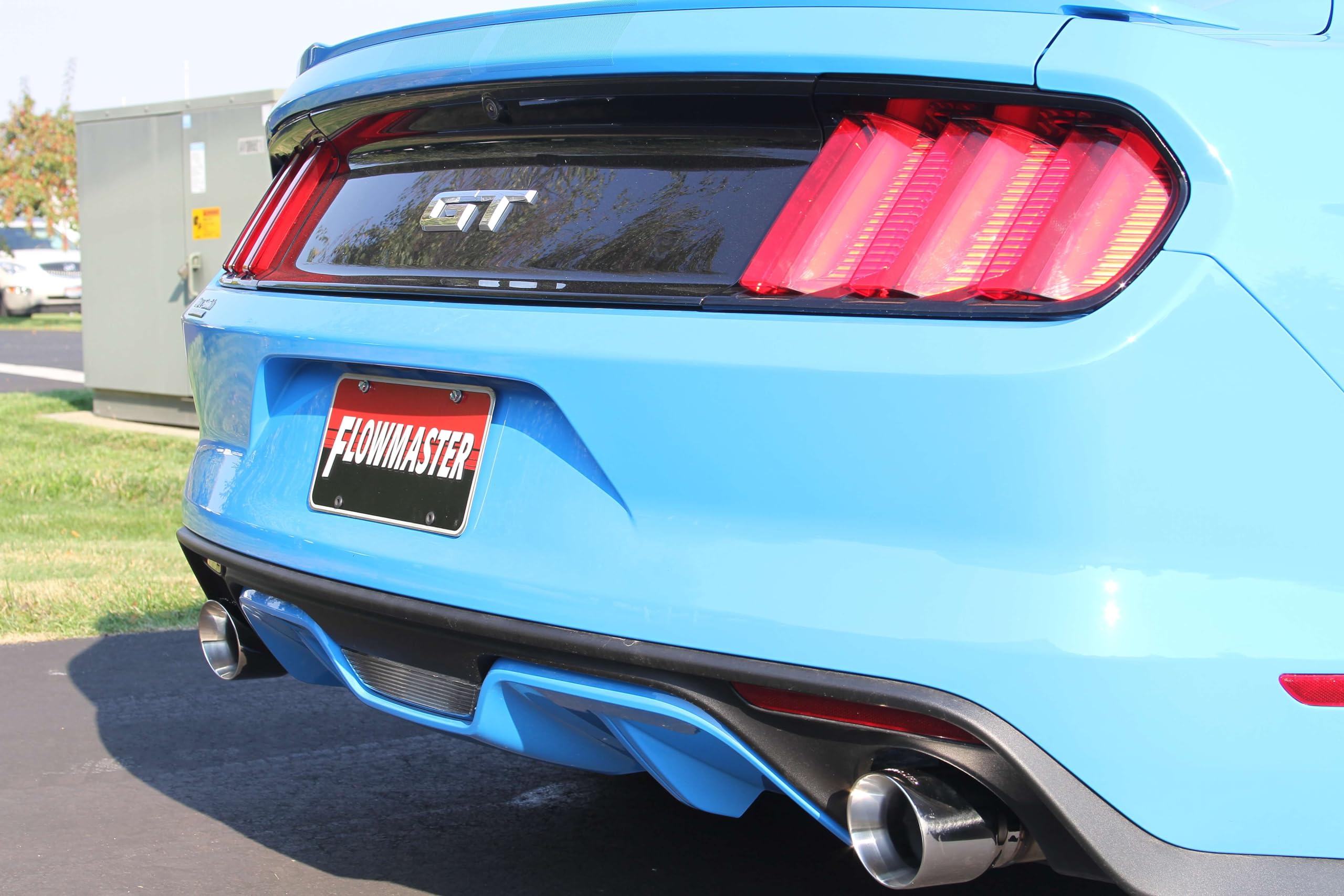 American Thunder Flowmaster 817749 Axle-back Exhaust System