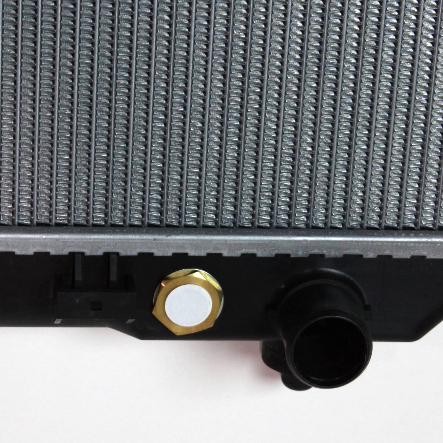 Radiator TYC 981 Compatible with 1987-1996 Dodge Dakota