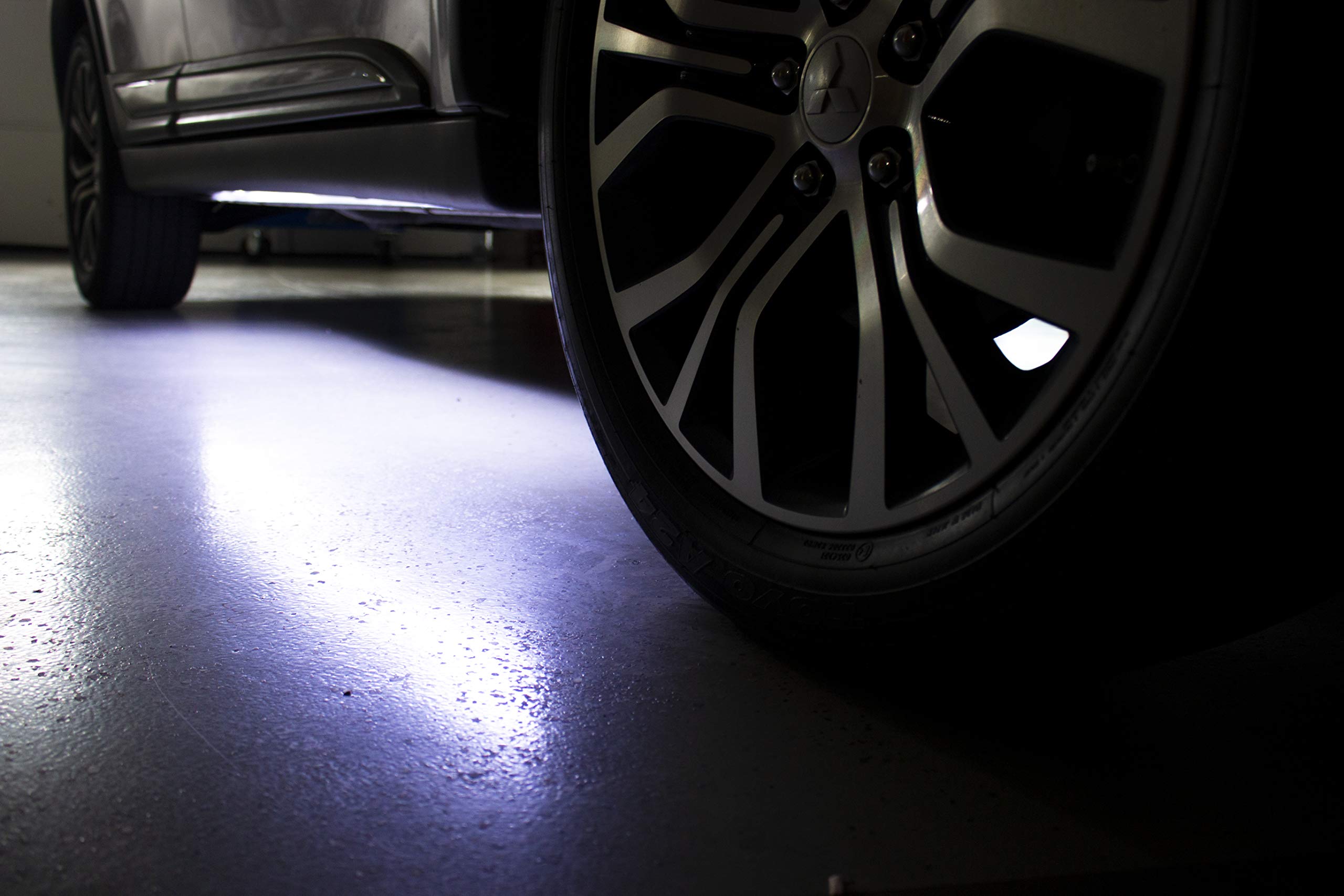 Race Sport Lighting LoPRO RSSBKIT60 60in Sidekick Sequential Running Board LED Strip Kit (White-Amber)