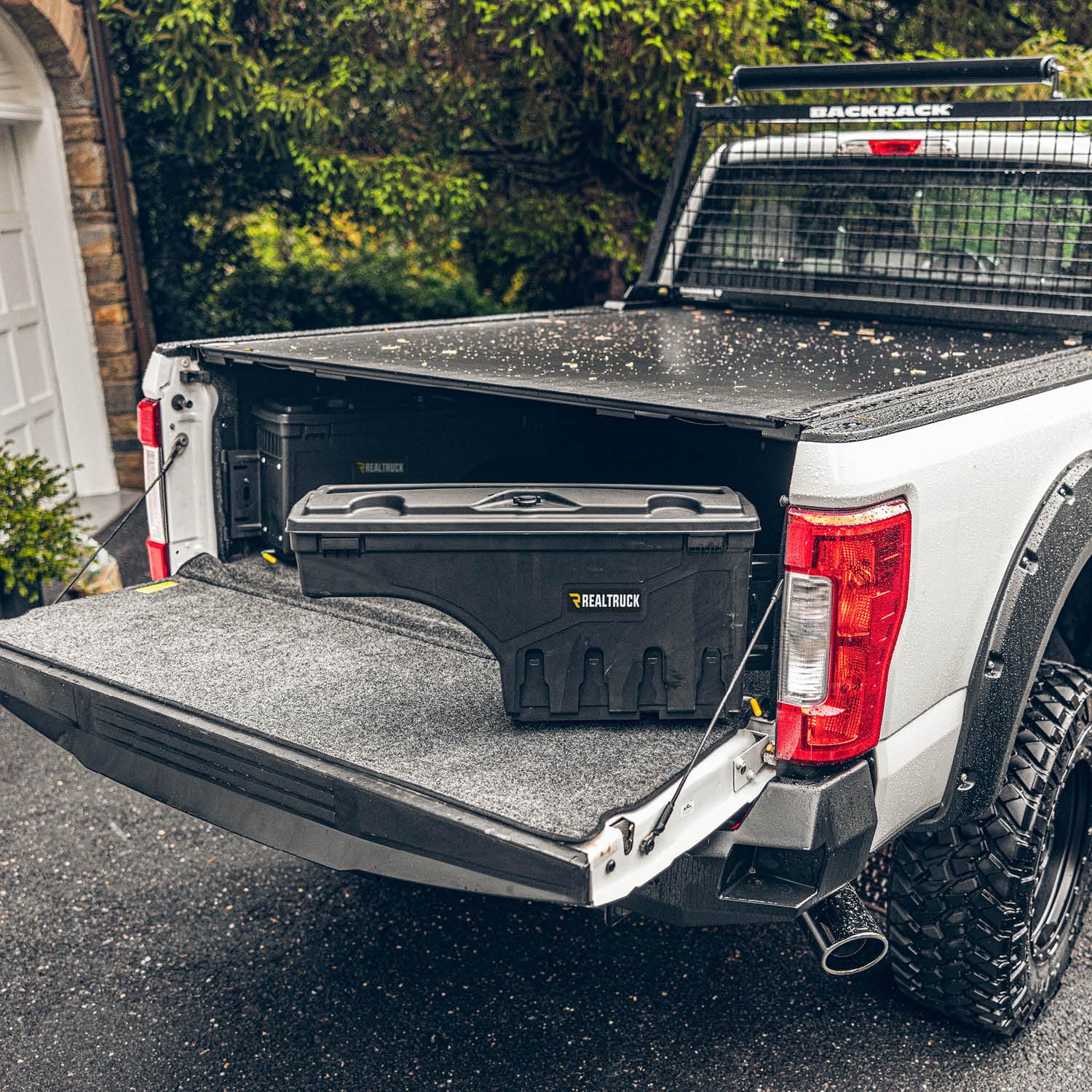 UnderCover Swingcase RealTruck Truck Bed Storage Box | SC304D | Fits 2020 - 2024 Jeep Gladiator Drivers Side