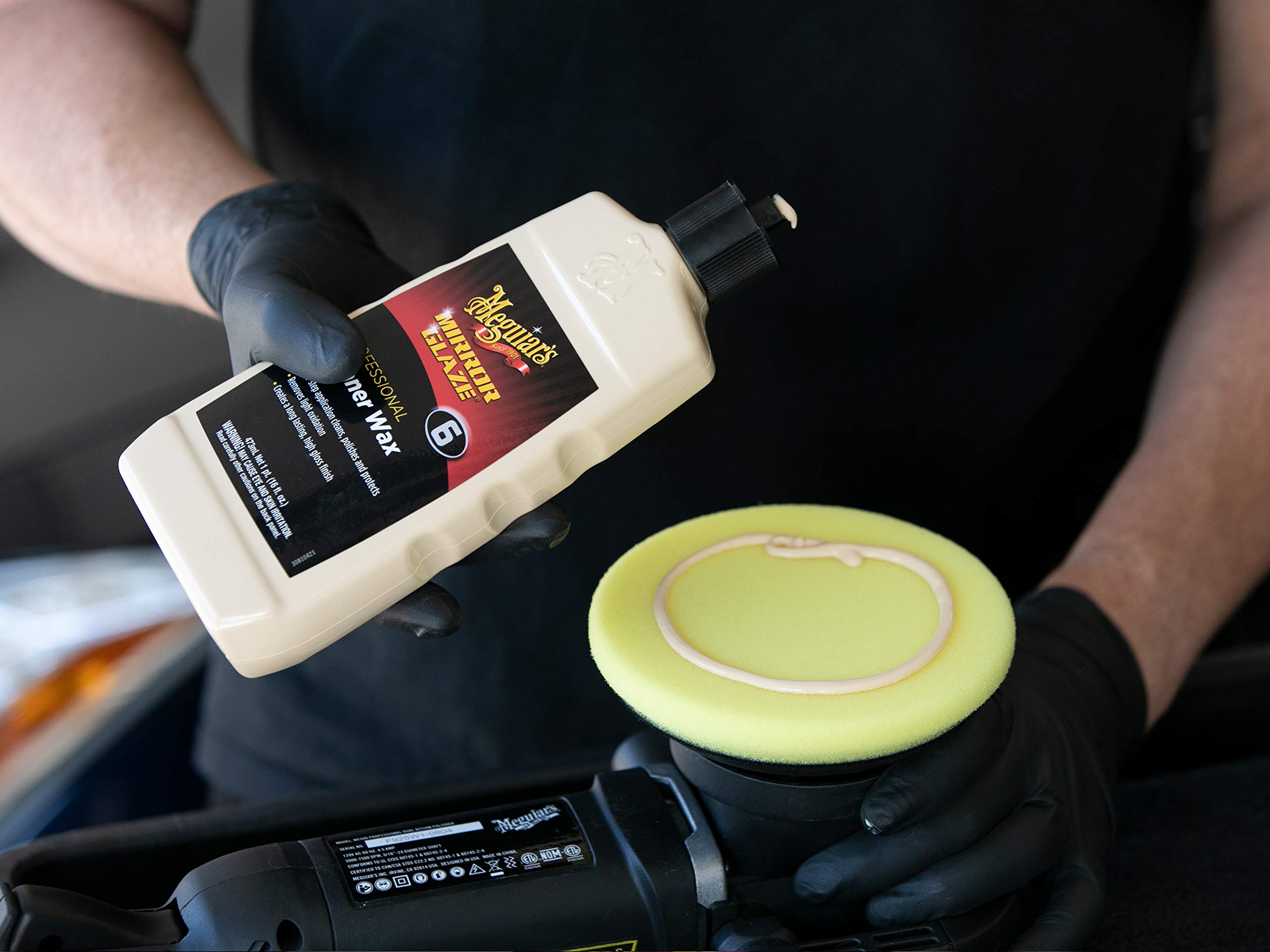 Meguiar's Cleaner Wax Professional M0616 - Swirl and Scratch Remover, Car Polish, and Car Wax in One Liquid - One-Step for Professional Detailing, 16 Oz (Packaging May Vary)