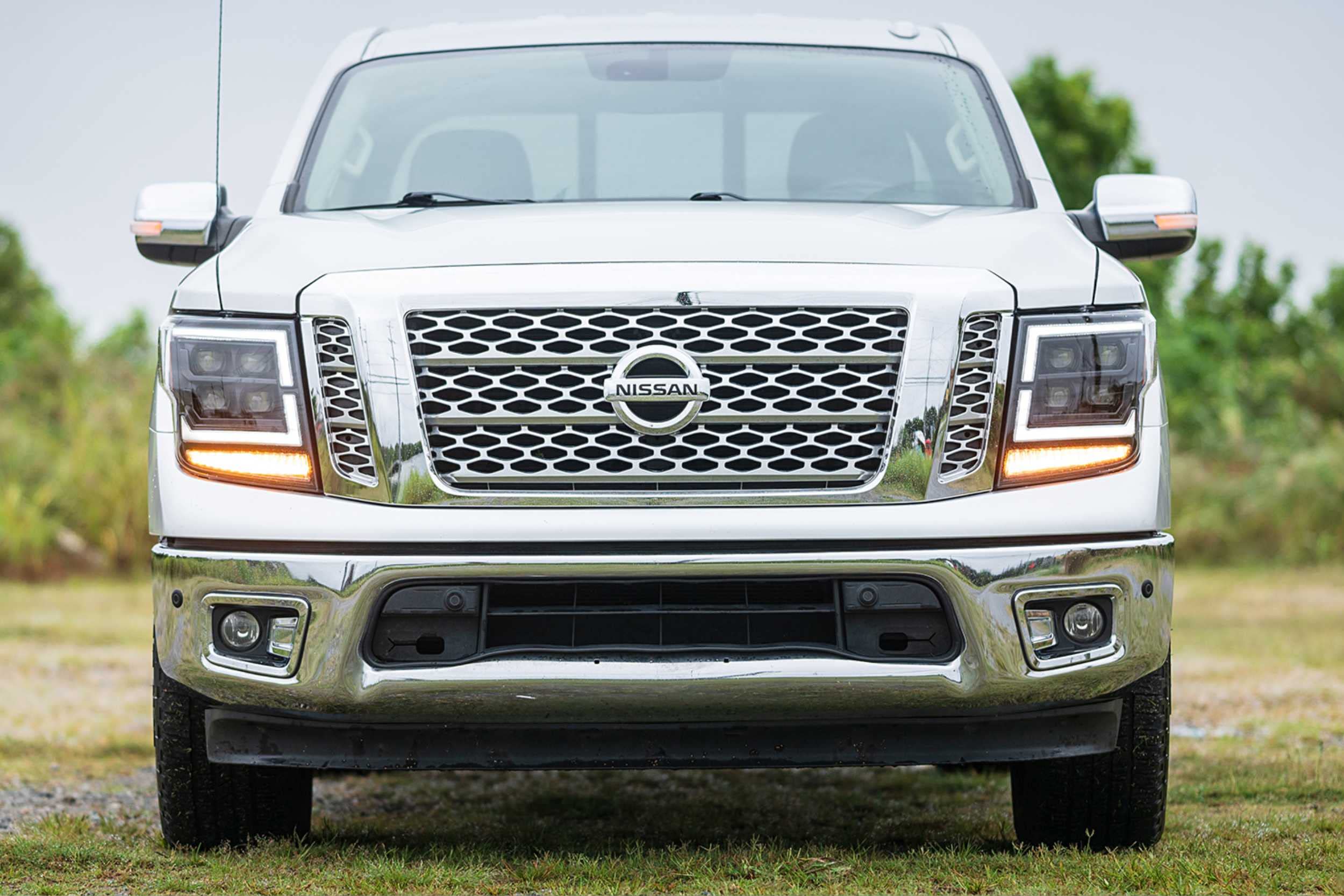 Morimoto LED XB Headlights Fits Nissan Titan 16-20, Plug and Play Headlight Assemblies (LF476)