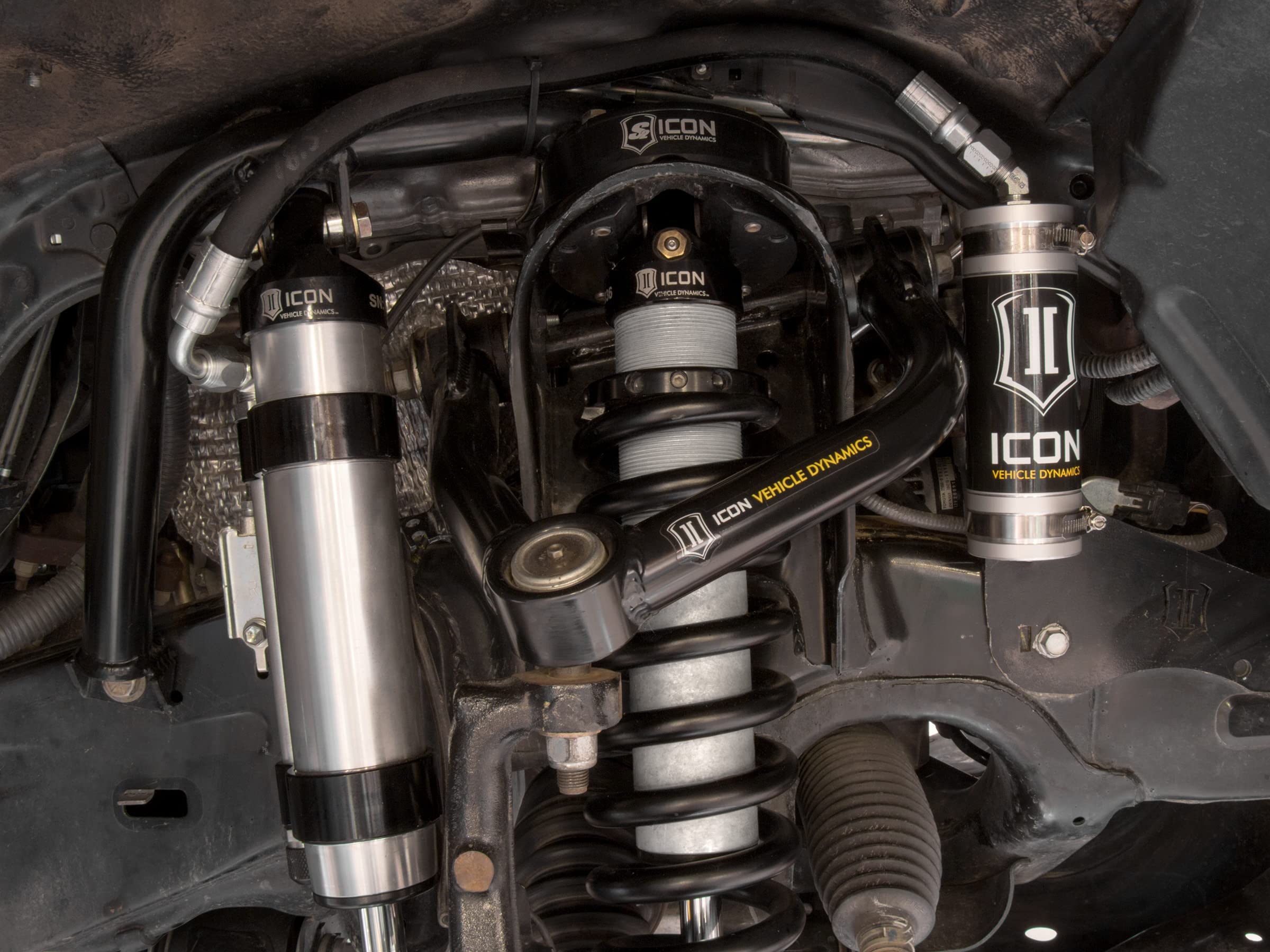 S2 ICON Hoop Kit, Compatible with 2001-21 Toyota Tundra, 56109