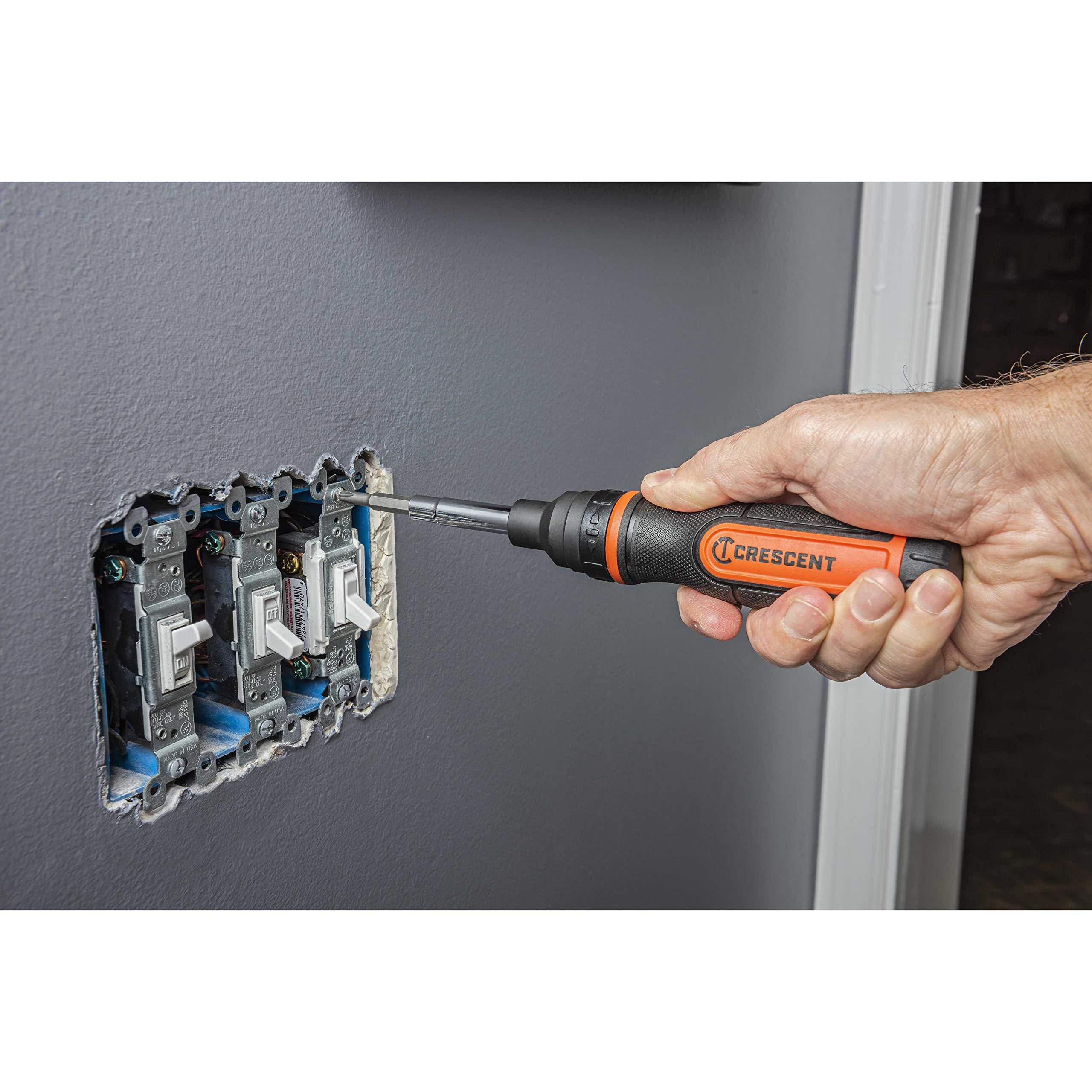 6-in-1 Crescent Stubby Ratcheting Multi-Bit Driver