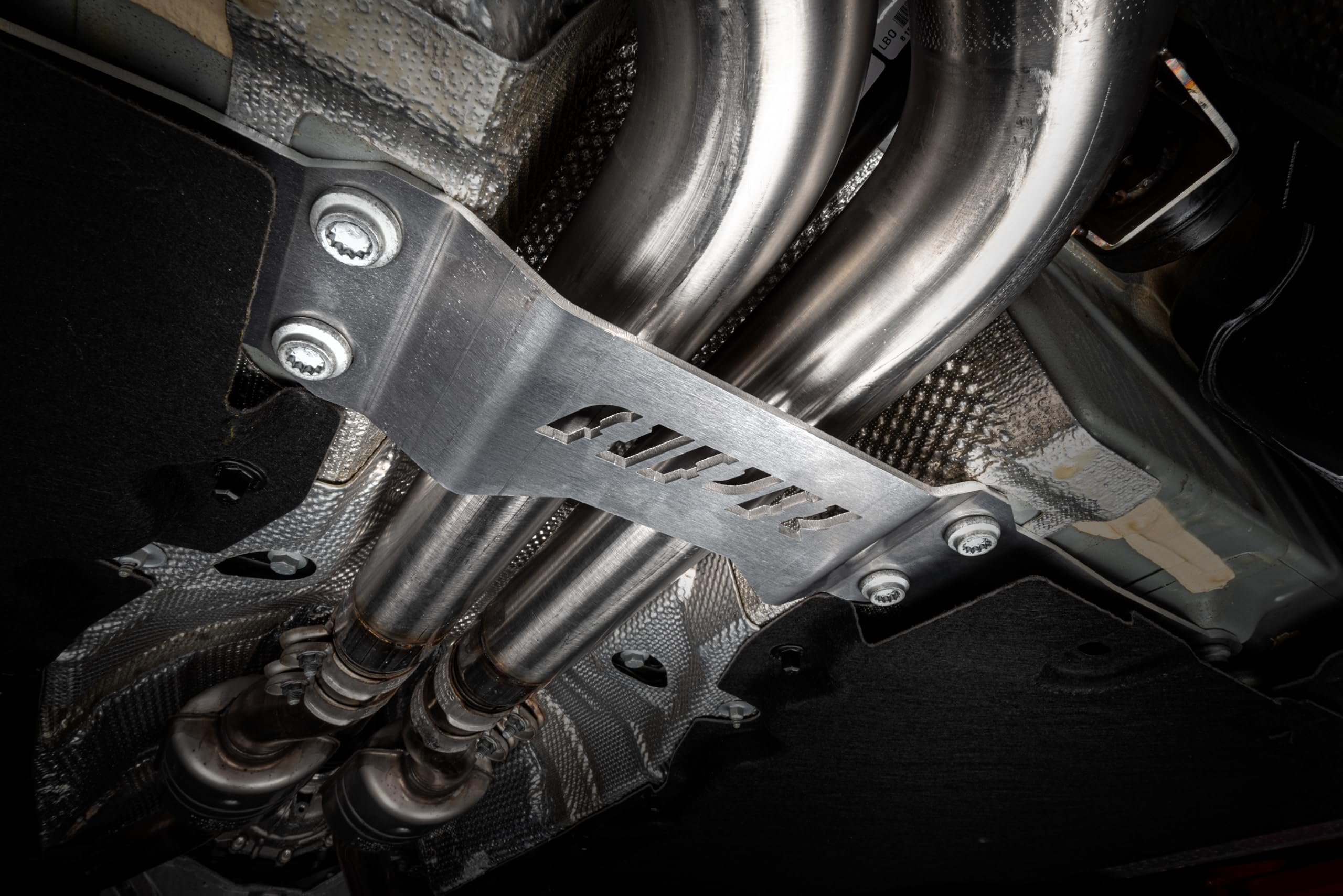 C7 APR EXH0321 Exhaust Tunnel Brace