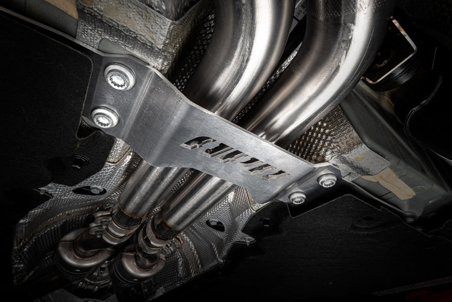 C7 APR EXH0321 Exhaust Tunnel Brace
