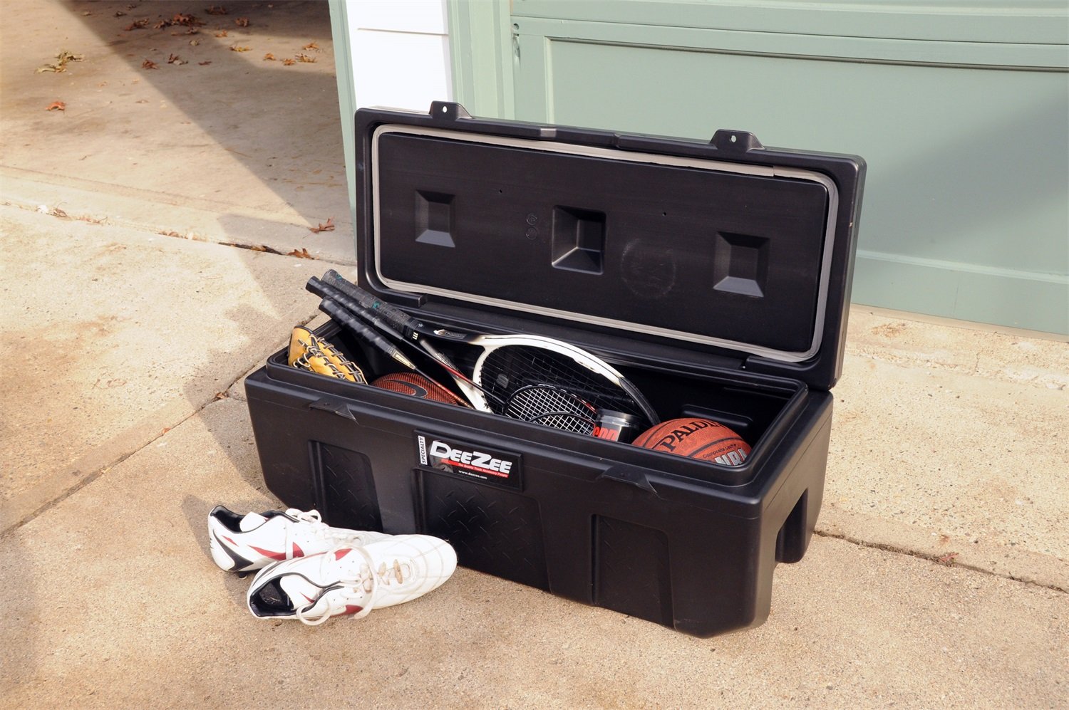 Dee Zee Poly Plastic DZ6535P Storage Chest