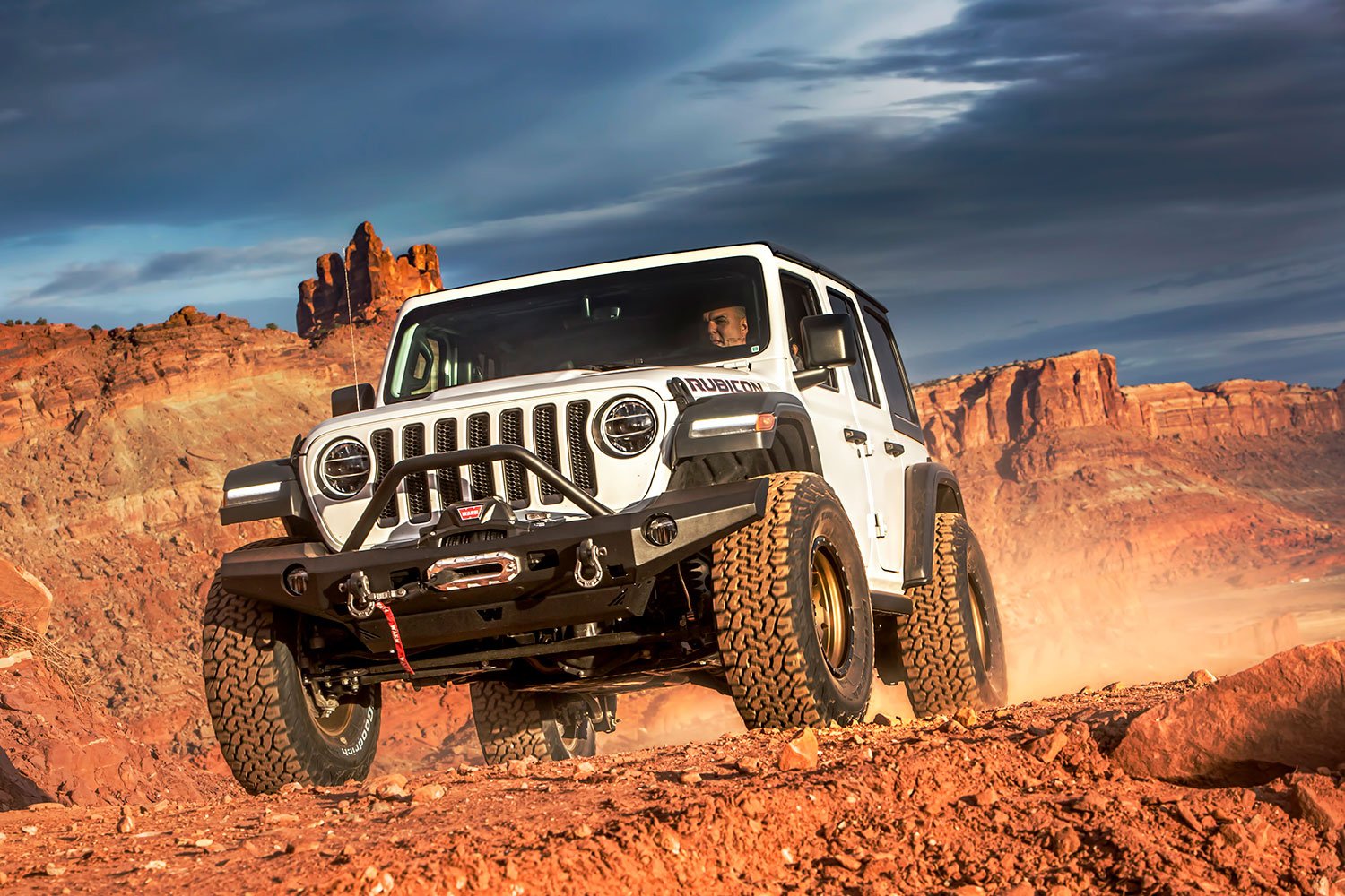 Elite Series WARN 101337 Full-Width Front Bumper with Grille Guard Tube, Fits: Jeep Wrangler JL (2018-2020) and Jeep Gladiator (2020)