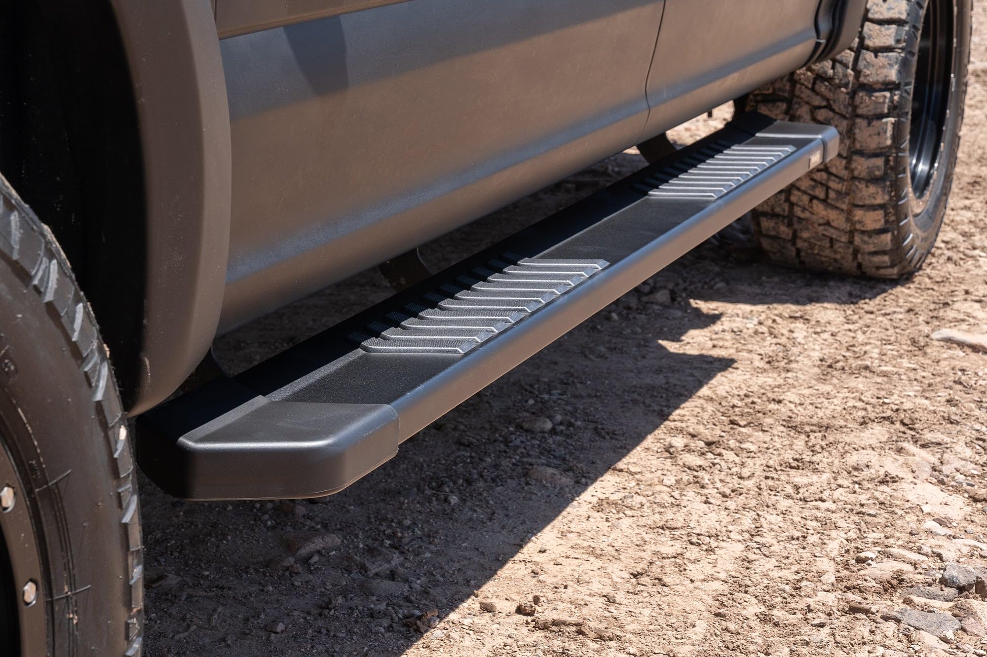 Running Boards Raptor Series Steps 6in OEM Style Black Aluminum Compatible with SuperCrew 15-26 F-150 17-26 F-260/F-350 Super Duty