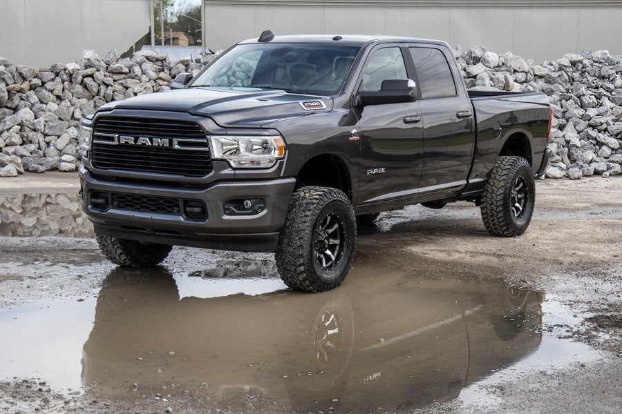 2.5" Rough Country Leveling Kit for 14-24 Ram 2500 | 13-24 Ram 3500 4WD - 37730A