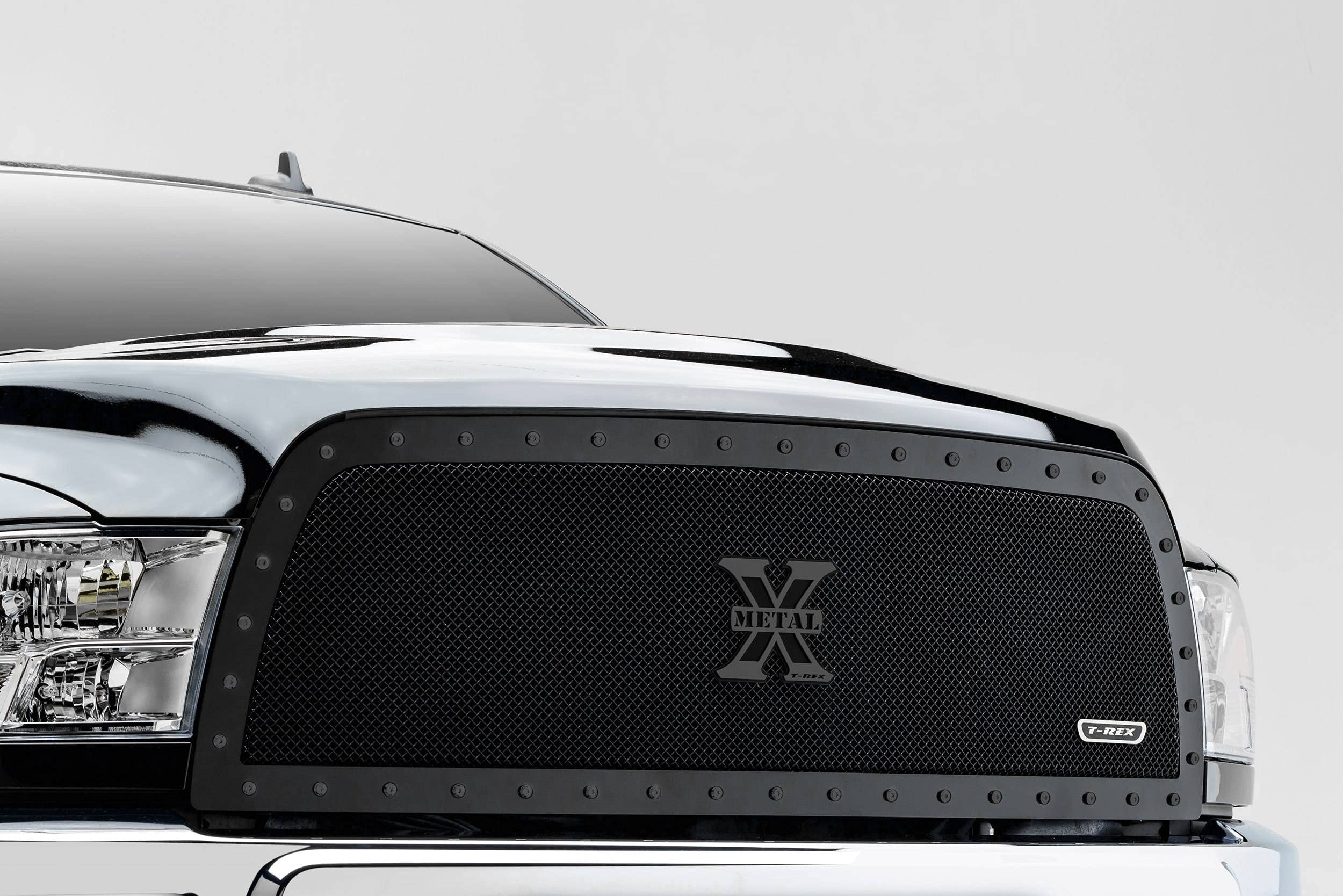 Stealth Metal Series T-Rex 6714521-BR Black Grille Ram 2500/3500