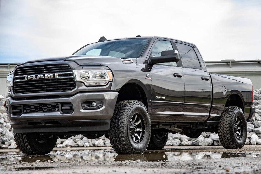 Rough Country 2.5" Leveling Kit Suspension for 2014-2024 Ram 2500/3500 4WD - 377