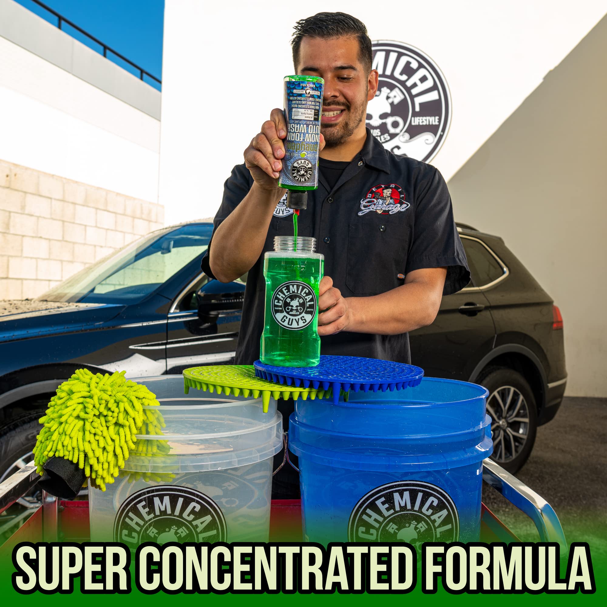 Honeydew Snow Foam Car Wash Soap for Foam Cannon or Bucket, Chemical Guys Honeydew Scent - 64 oz (Half Gallon) for Trucks, Motorcycles, RVs & More, Super Suds